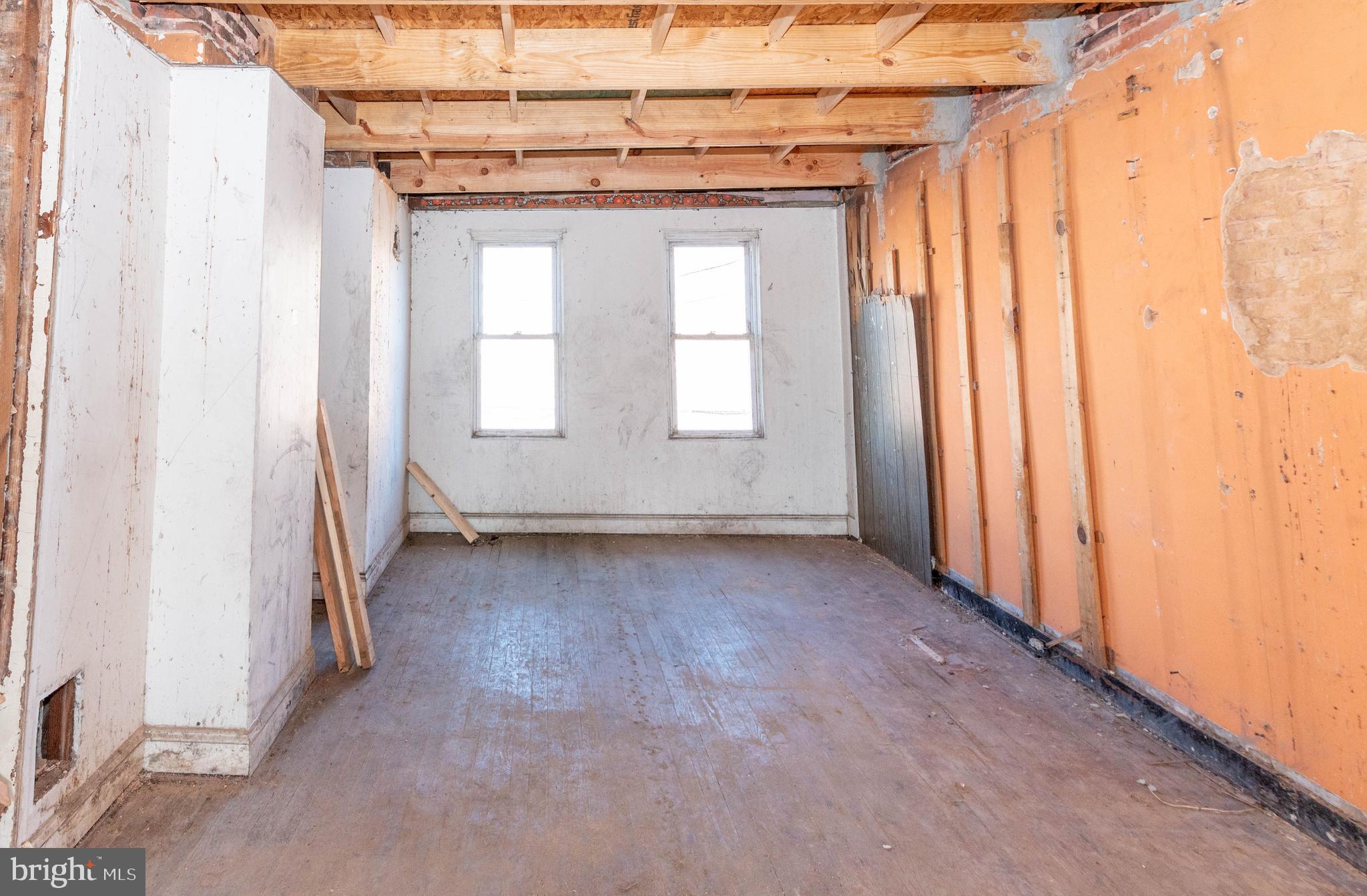 MADISON EASTEND - Residential