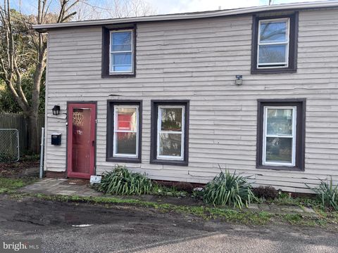 Homes For Sale - 1 Woods Alley<br/> MOUNT HOLLY, NJ 08060