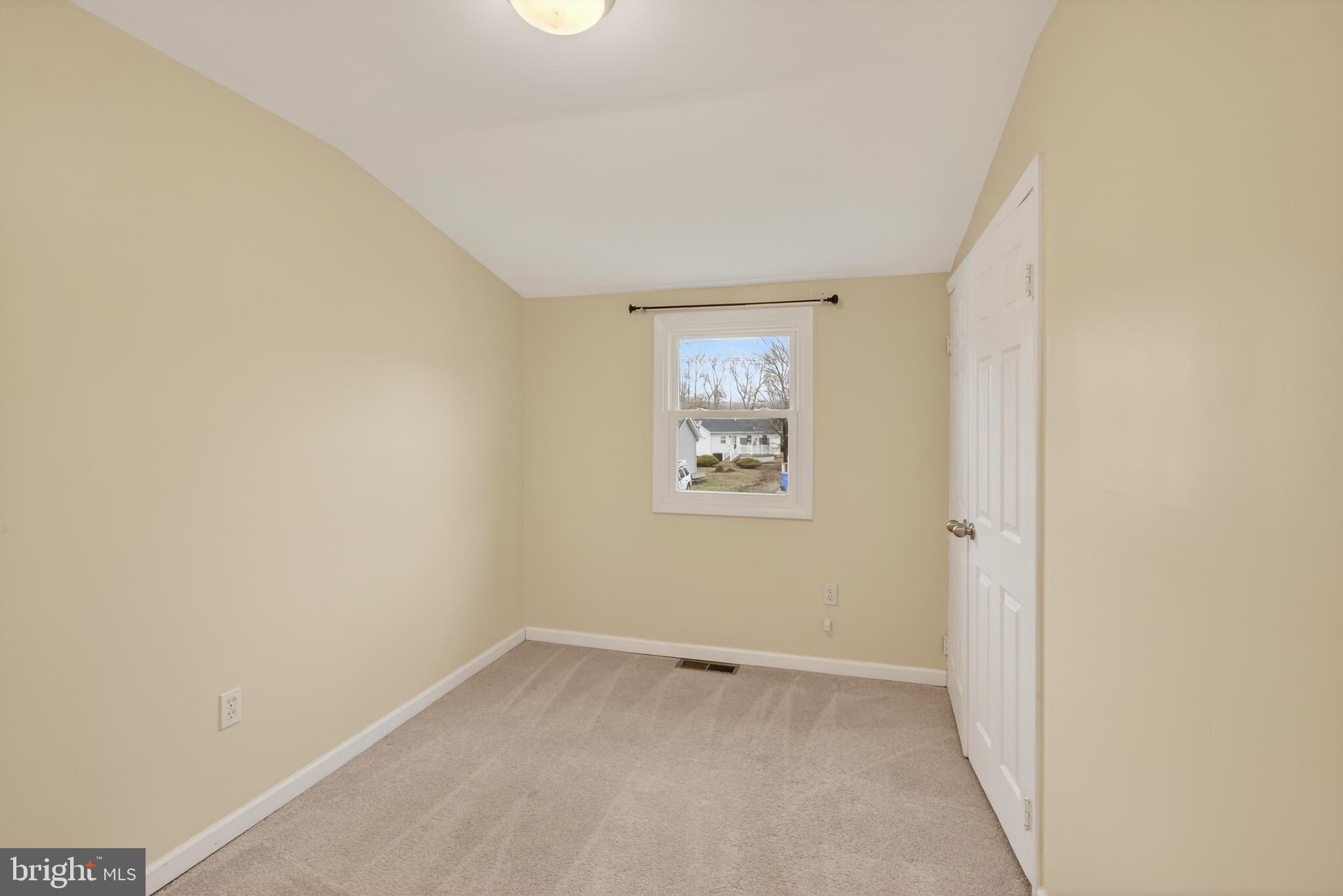 WOODLAND VILLAGE IND HEA - Residential