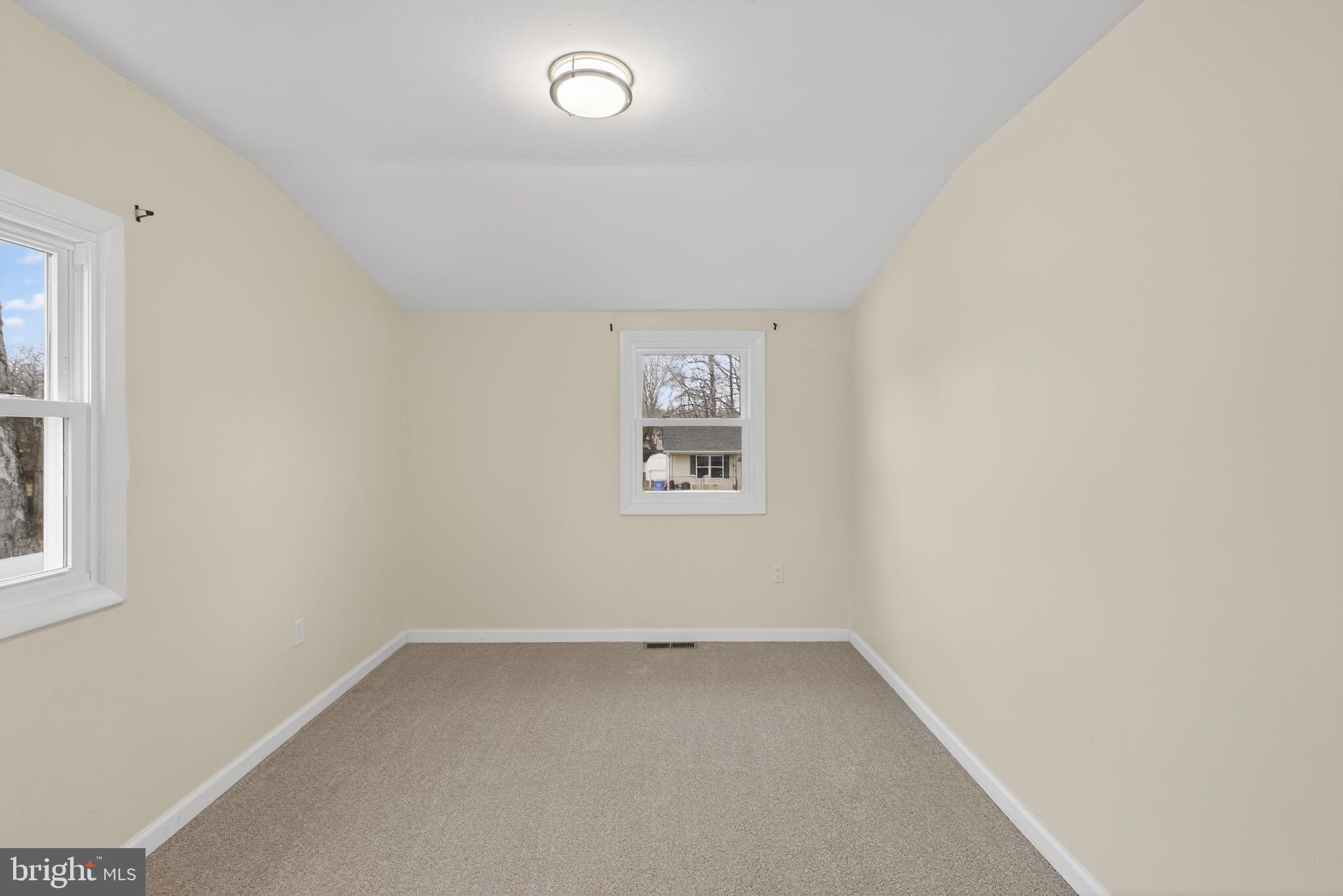 WOODLAND VILLAGE IND HEA - Residential