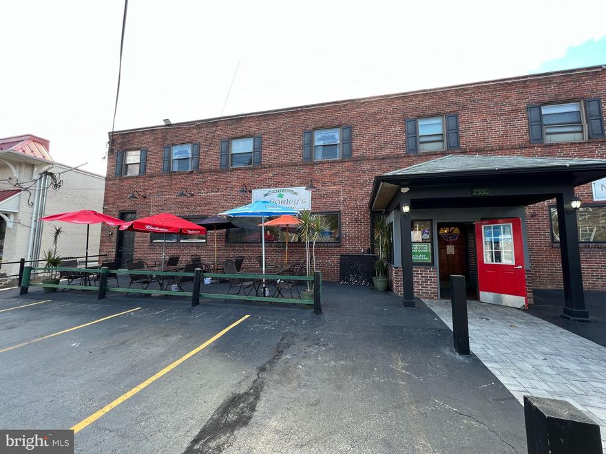 Well establish bar and restaurant in Ardmore, Haverford Twp. with full kitchen and fully approved indoor and out door dining. Sale includes the business, real estate, FF&E and R liquor license as well as the name .  Four fully leased apartments are located on the 2nd floor and have a long rental history.  There is value add opportunities with the business, lower level and apartments.  BUSINESS Can be purchased without real estate for $600,000. seller will hold financing at market rate.  Owners are retiring, We ask  that you do not speak to employees regarding the sale.