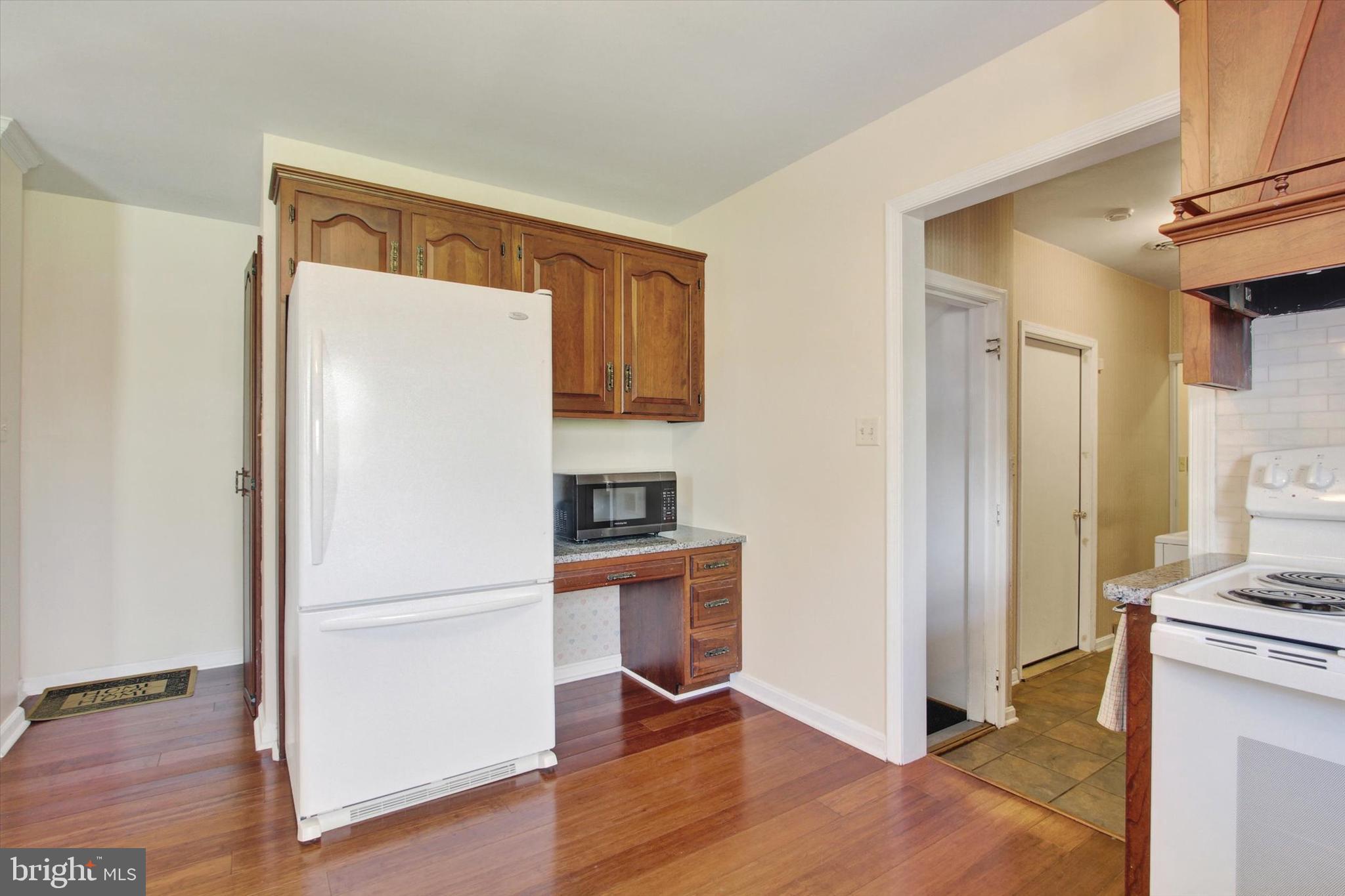 WAYNE HEIGHTS - Residential