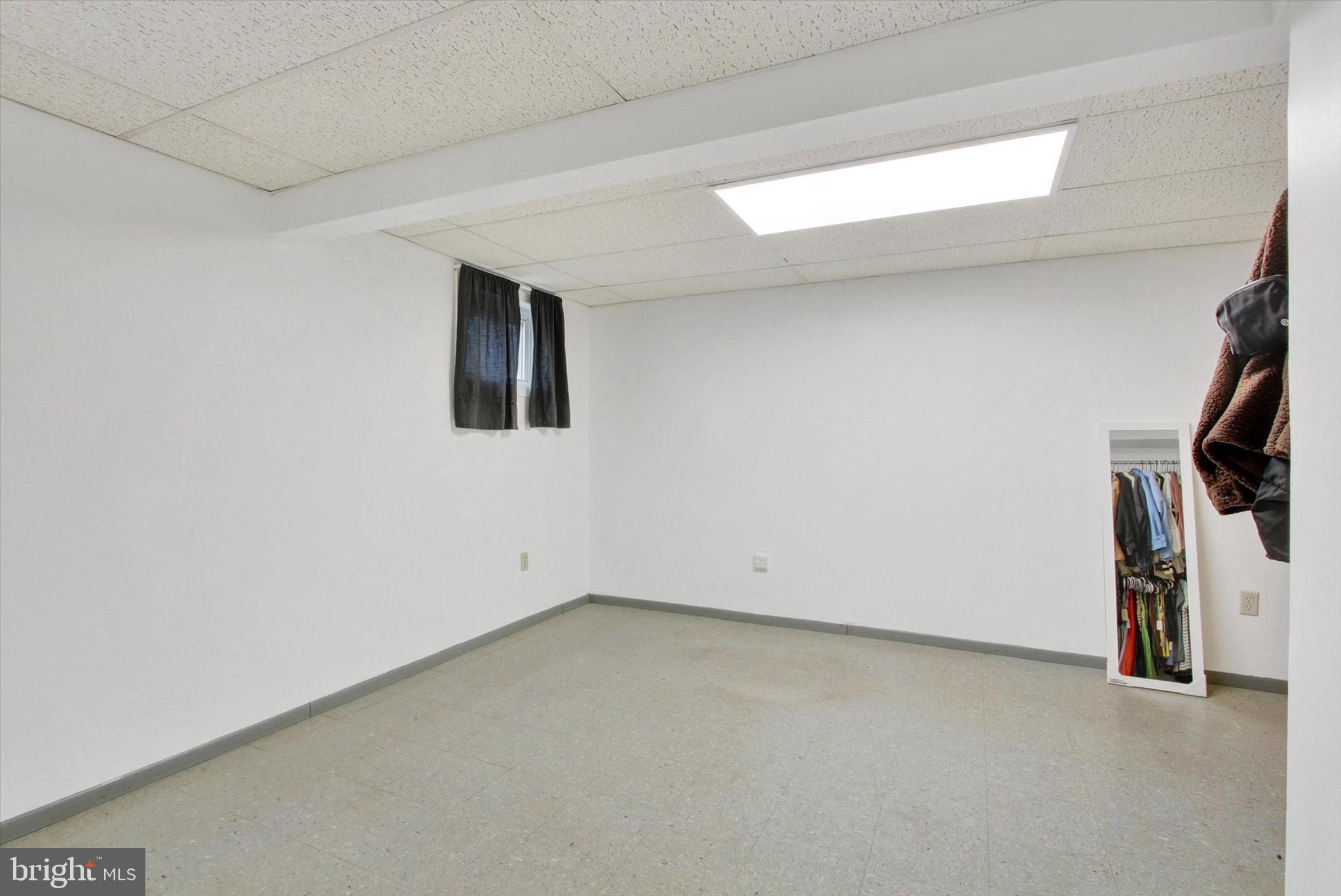 WAYNE HEIGHTS - Residential