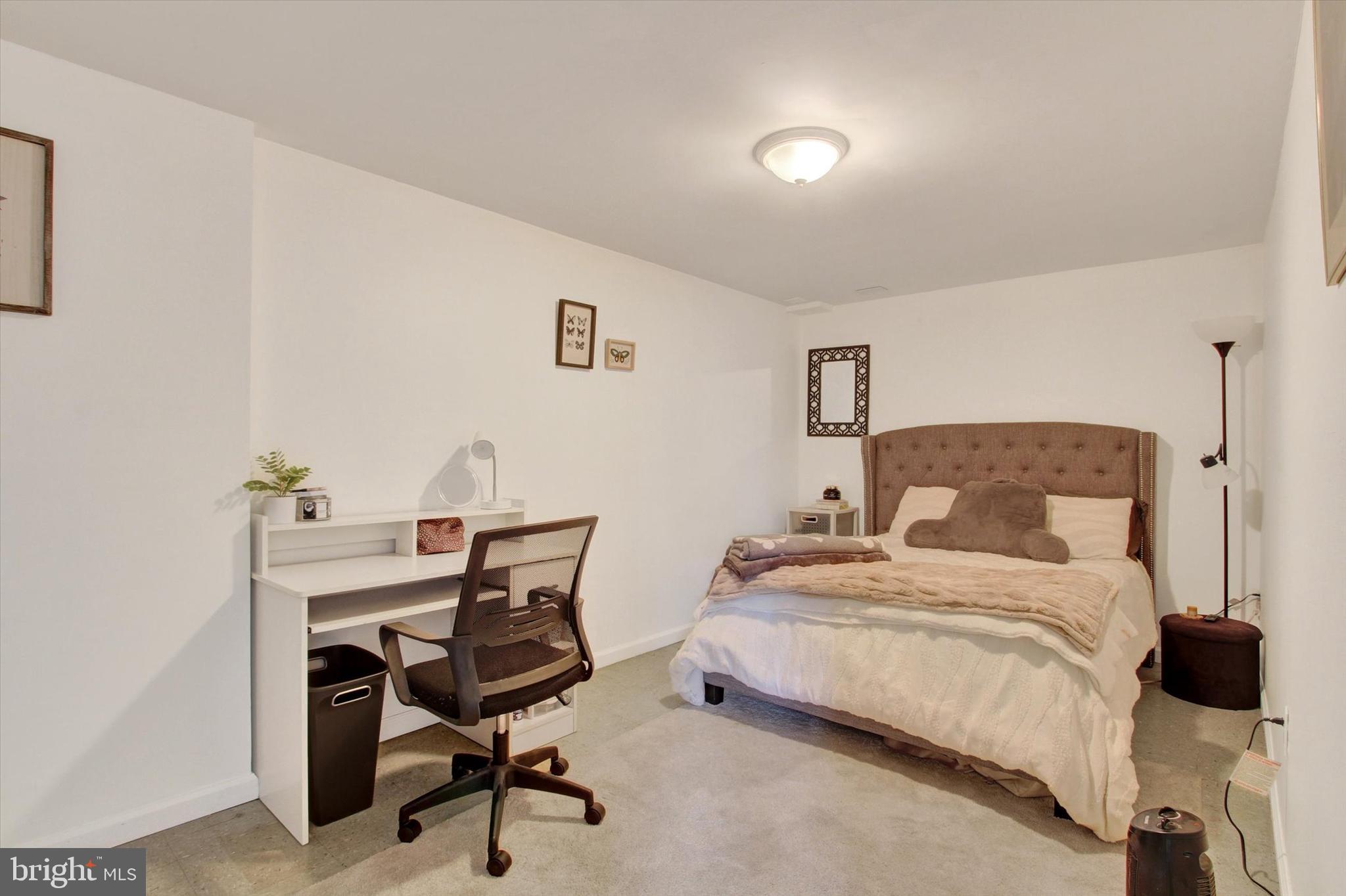 WAYNE HEIGHTS - Residential