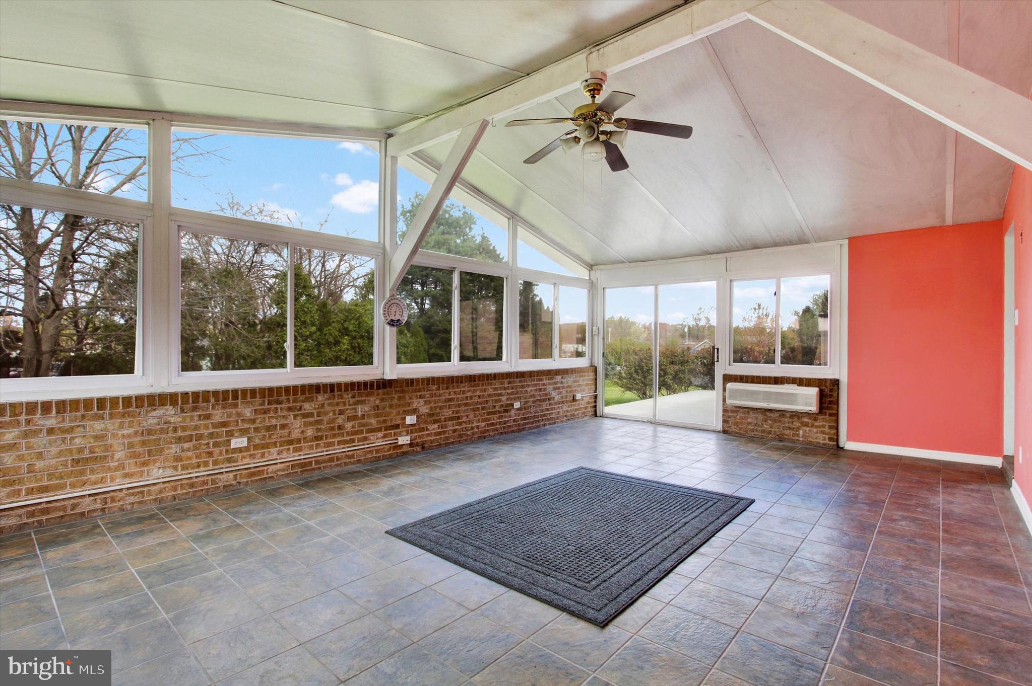 WAYNE HEIGHTS - Residential