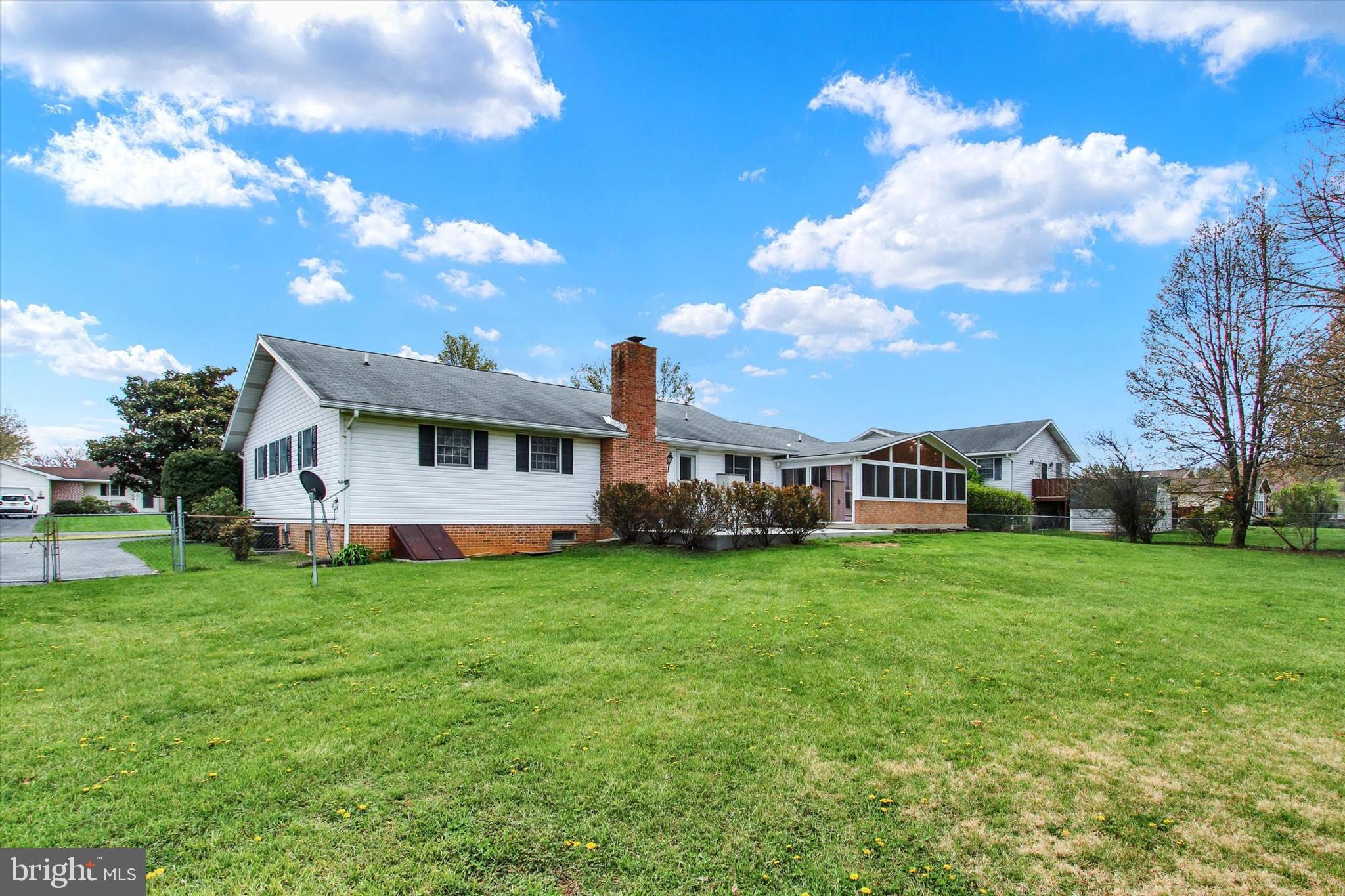 WAYNE HEIGHTS - Residential