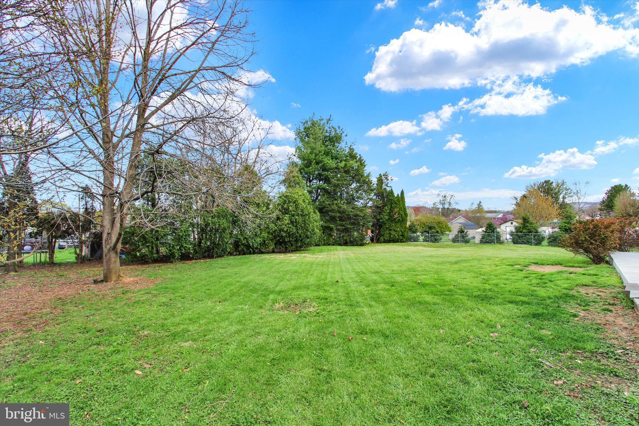 WAYNE HEIGHTS - Residential