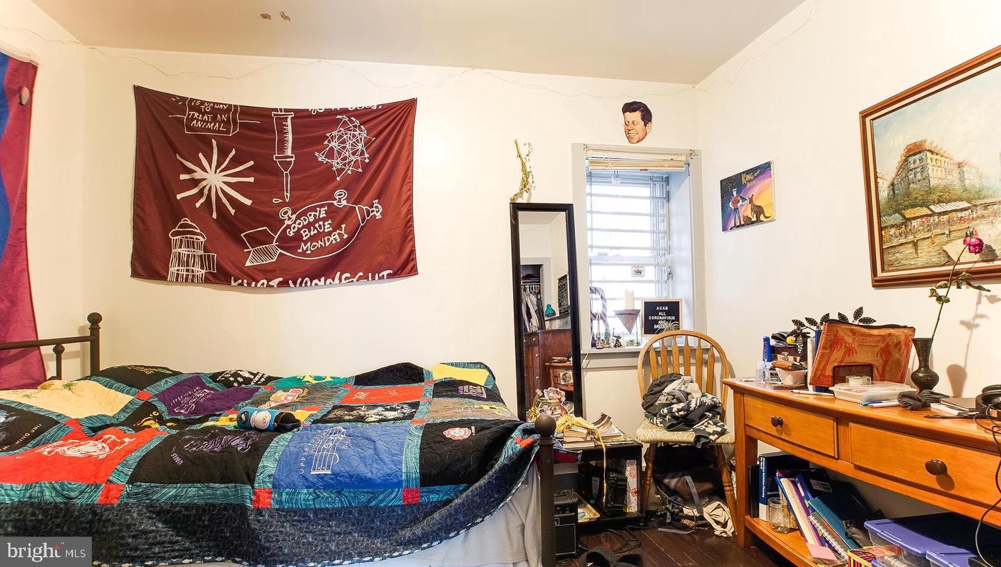TEMPLE UNIVERSITY - Residential Lease