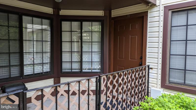 THE TIERS OF WALDEN - Residential Lease