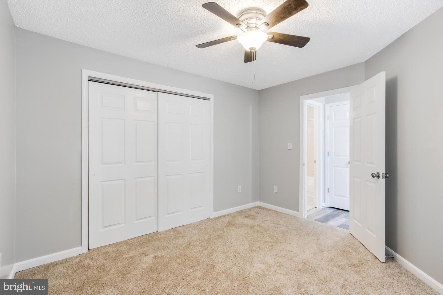 THE TIERS OF WALDEN - Residential Lease