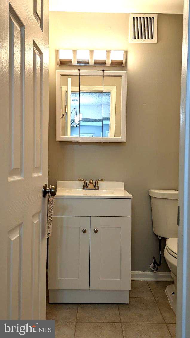 THE TIERS OF WALDEN - Residential Lease