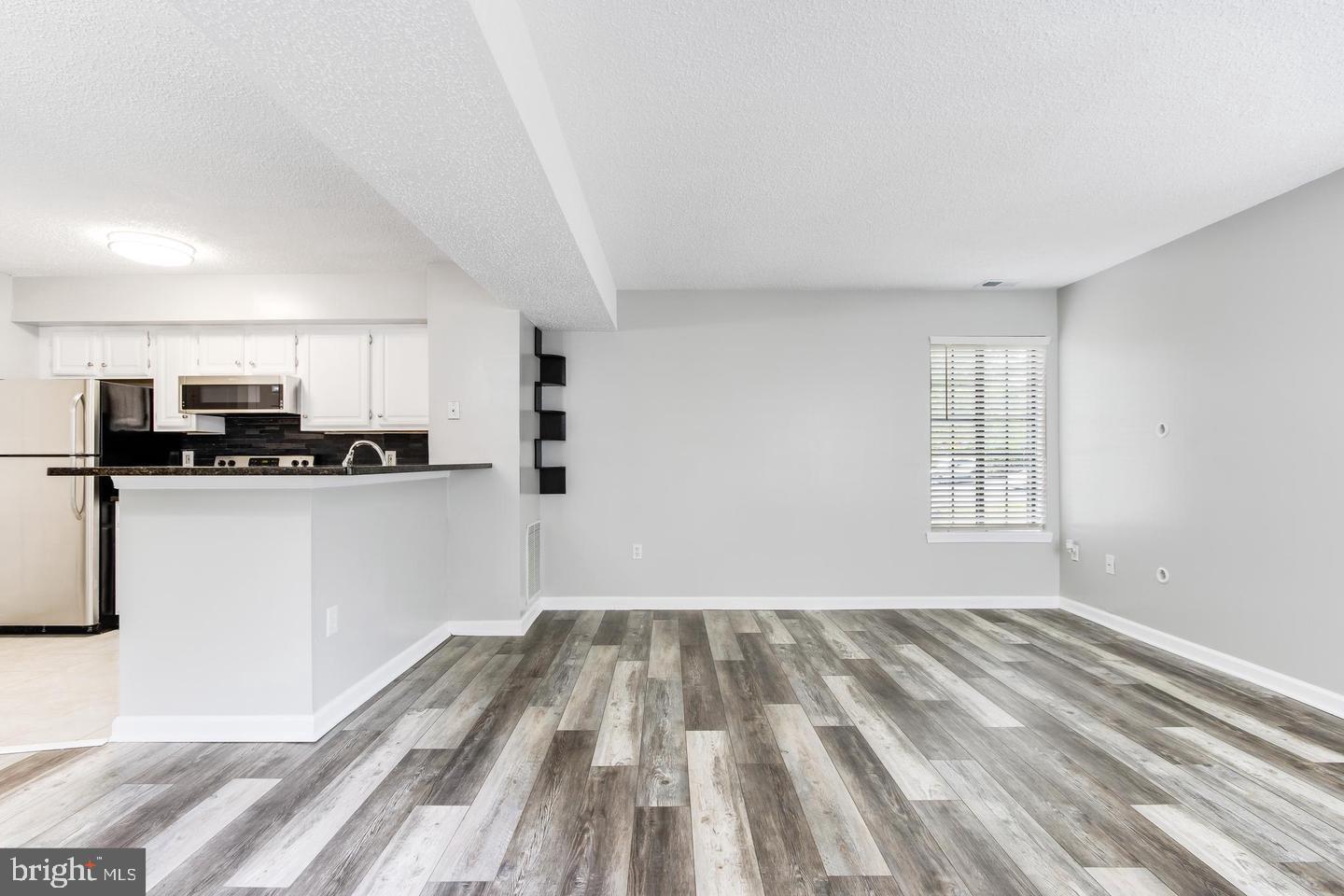 THE TIERS OF WALDEN - Residential Lease