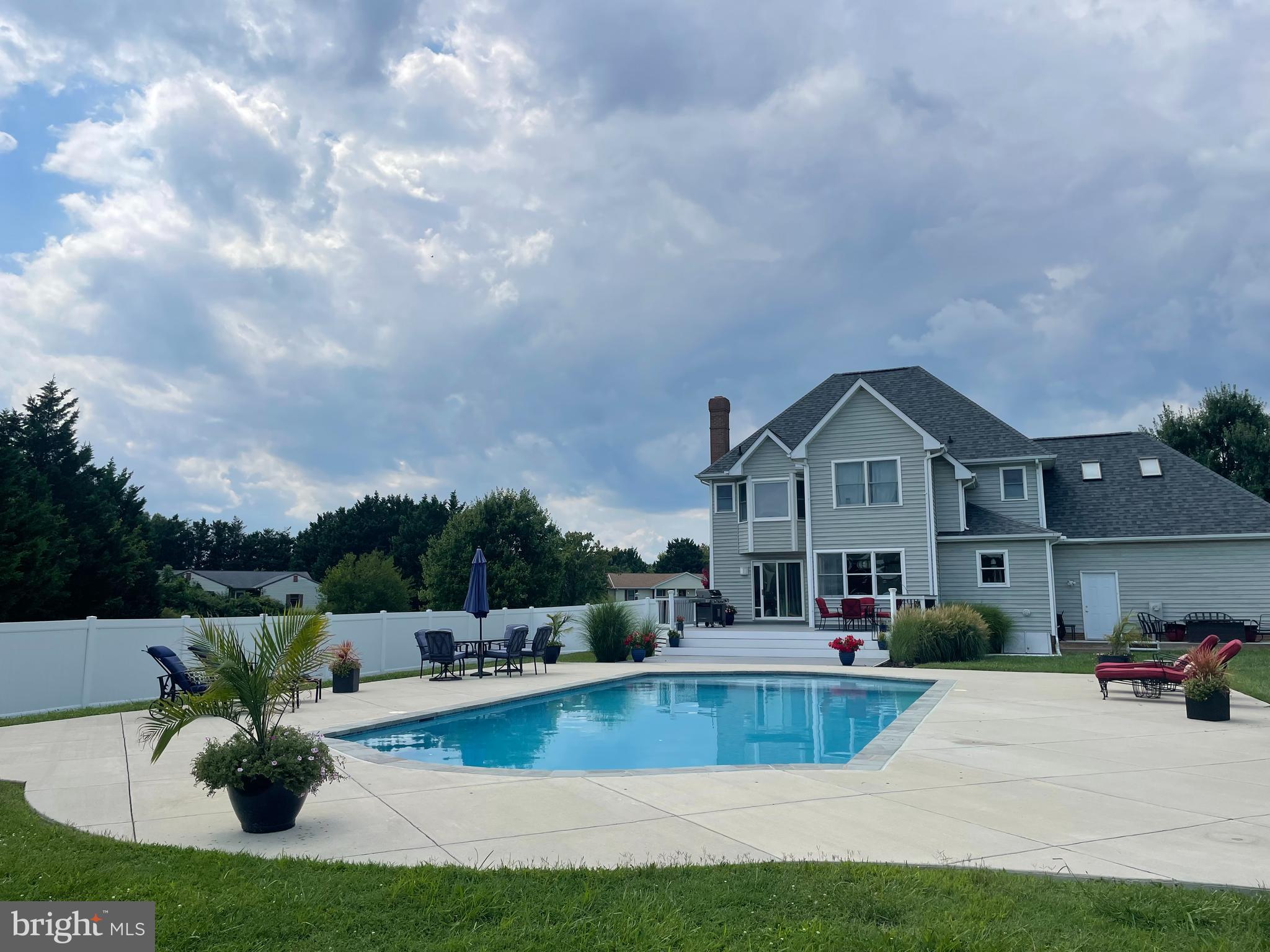 CLAIBORNES LANDING - Residential