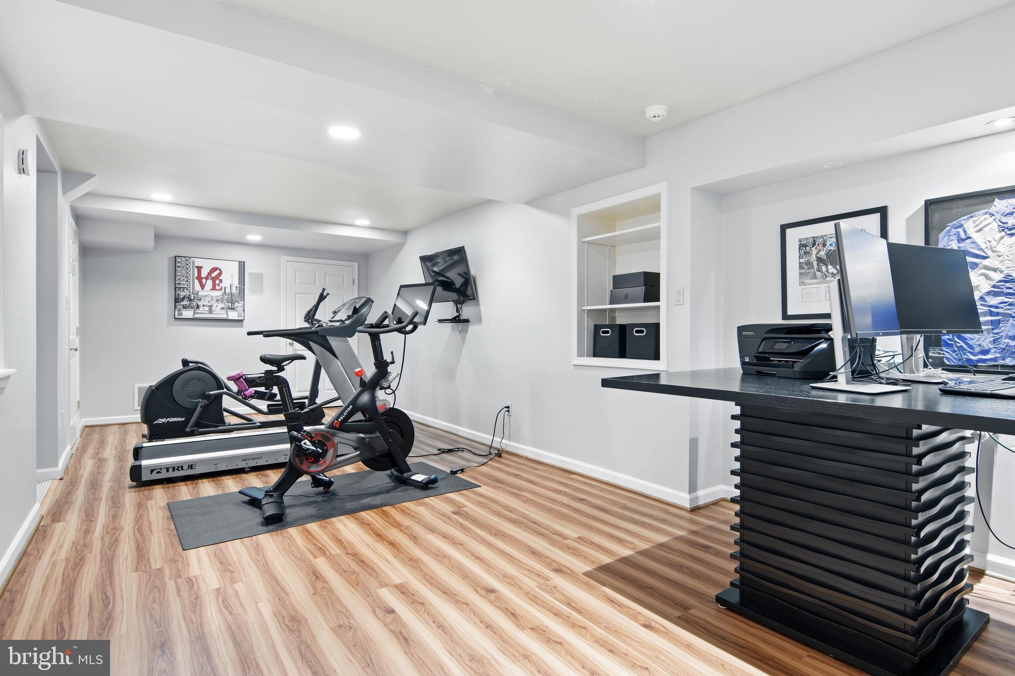 RAVENSCLIFF - Residential