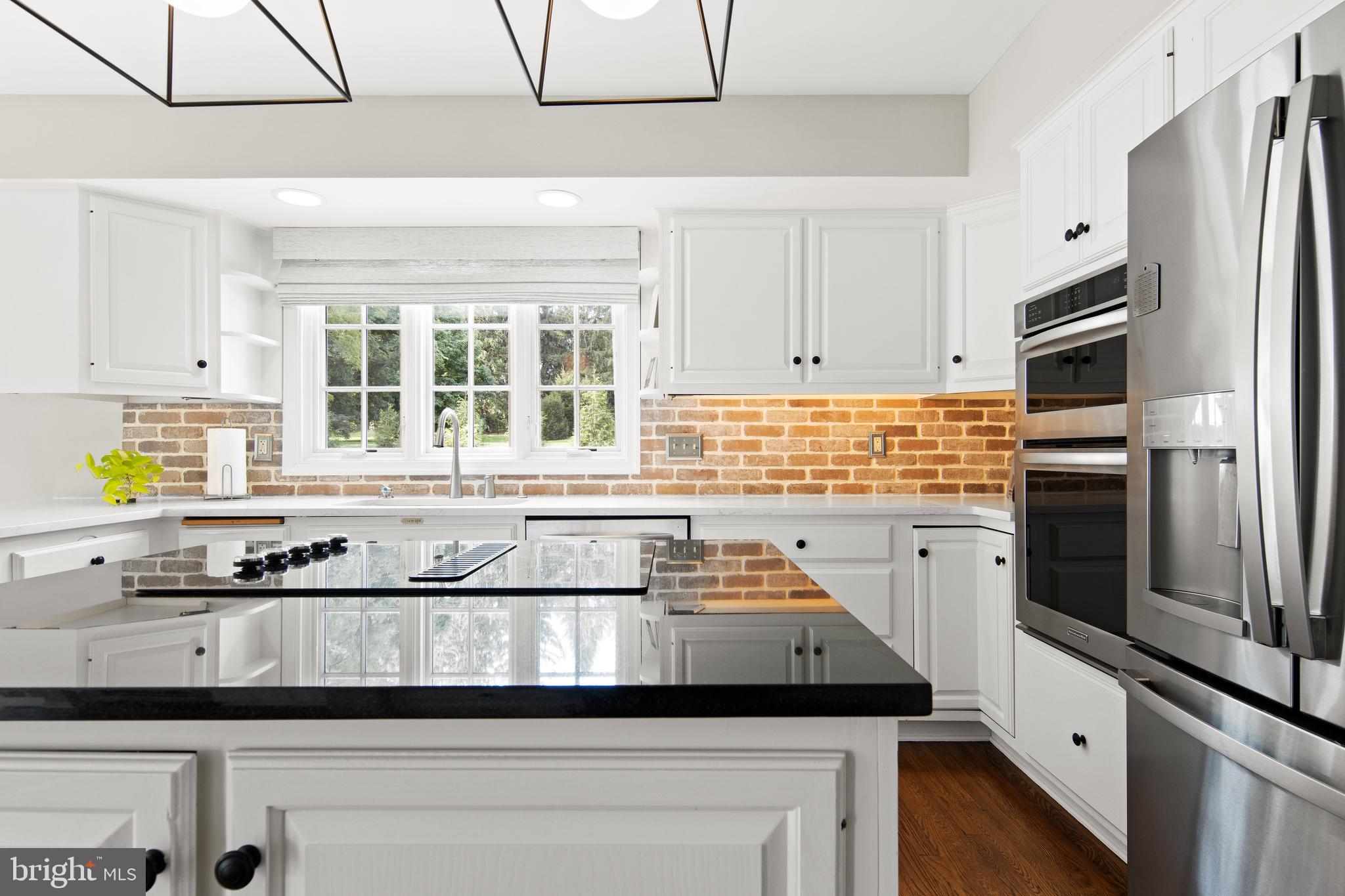 RAVENSCLIFF - Residential