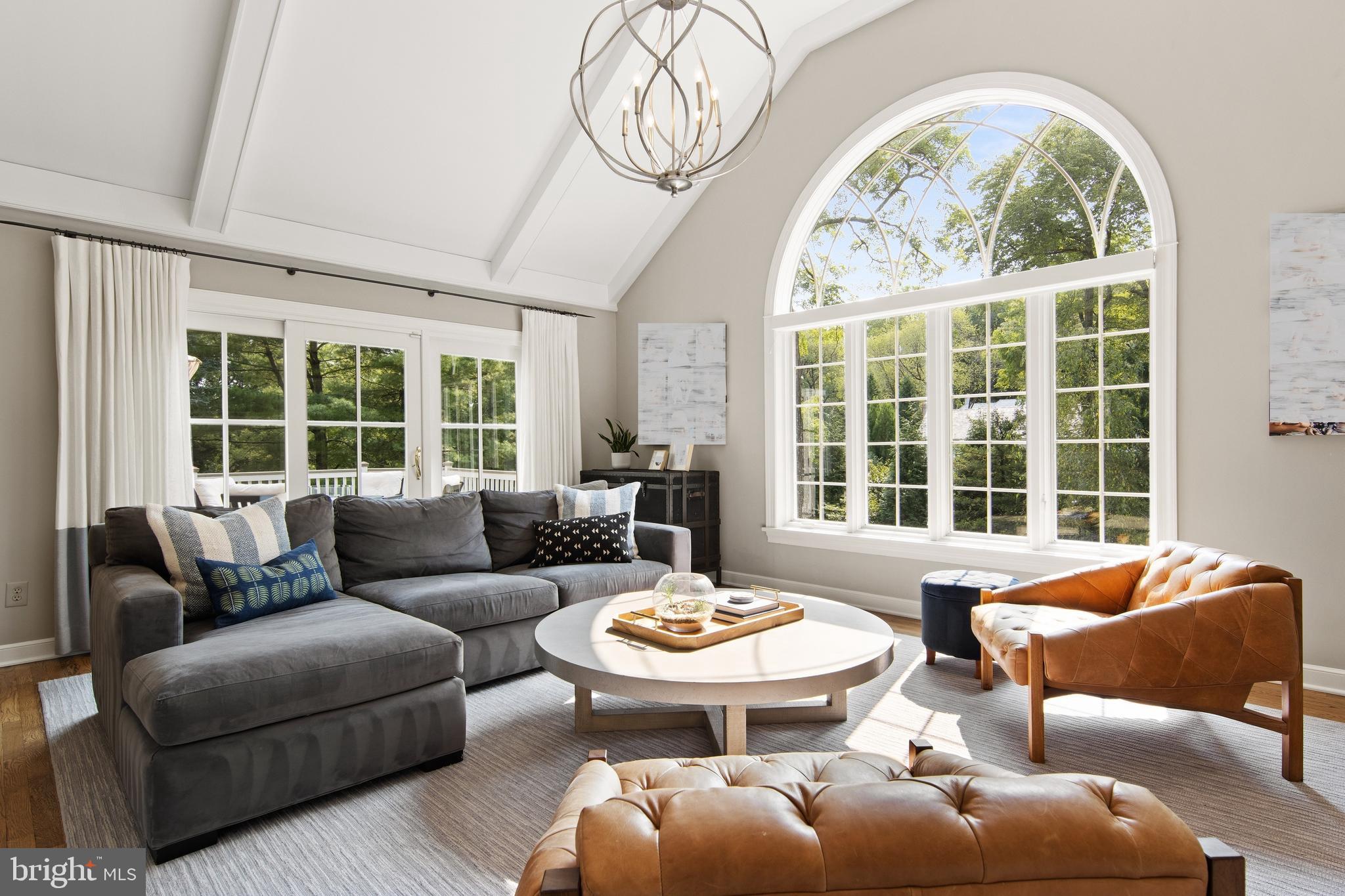 RAVENSCLIFF - Residential