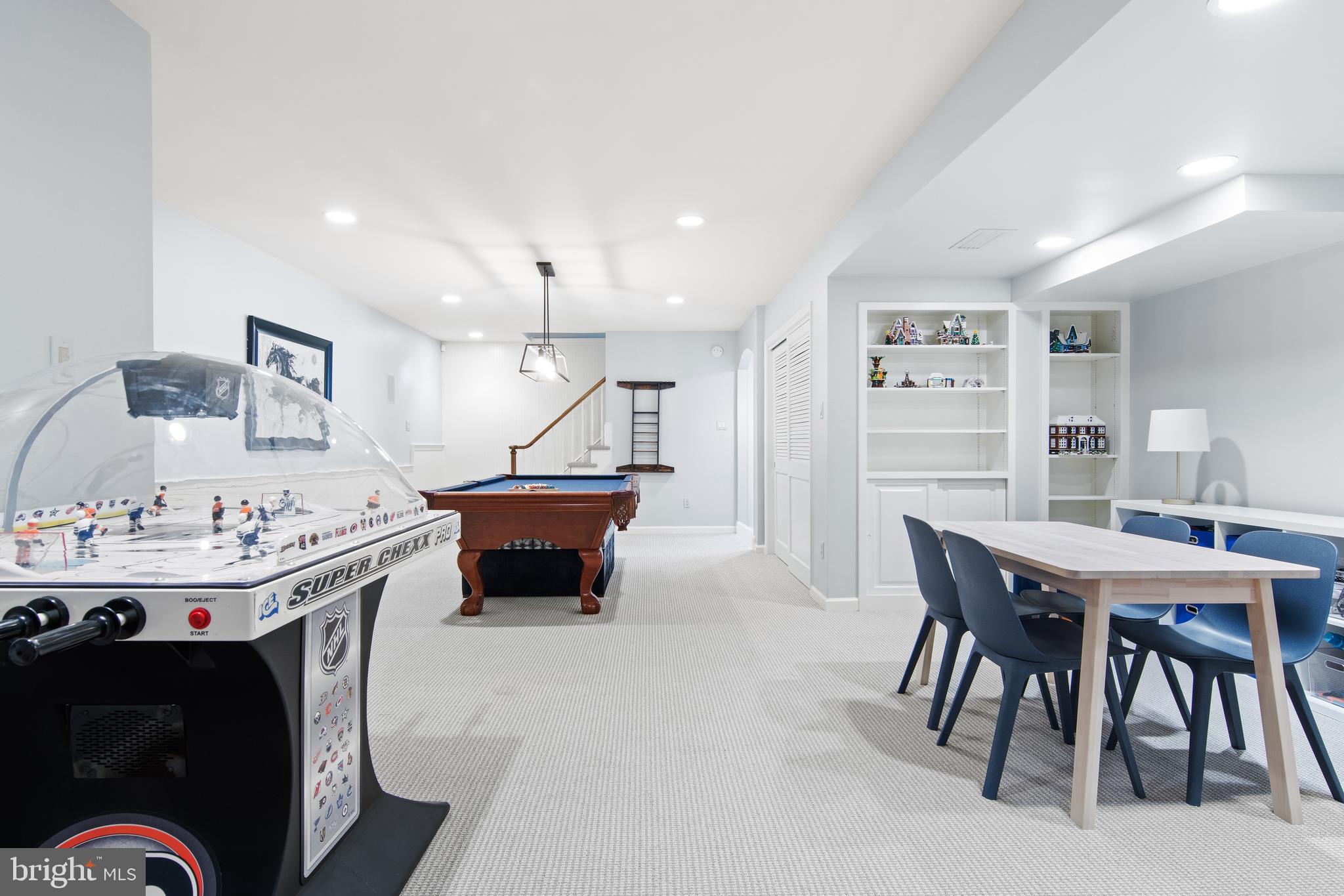 RAVENSCLIFF - Residential