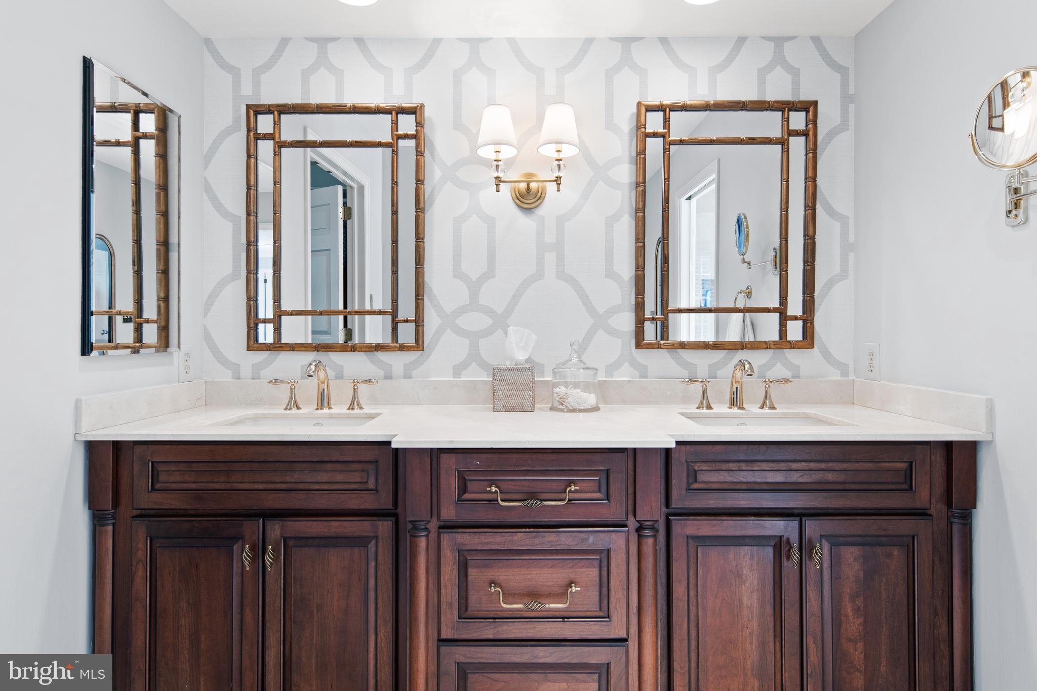 RAVENSCLIFF - Residential