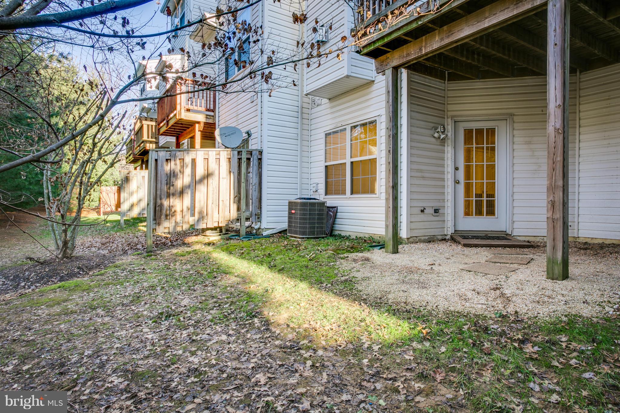 RIVER HILL - Residential Lease