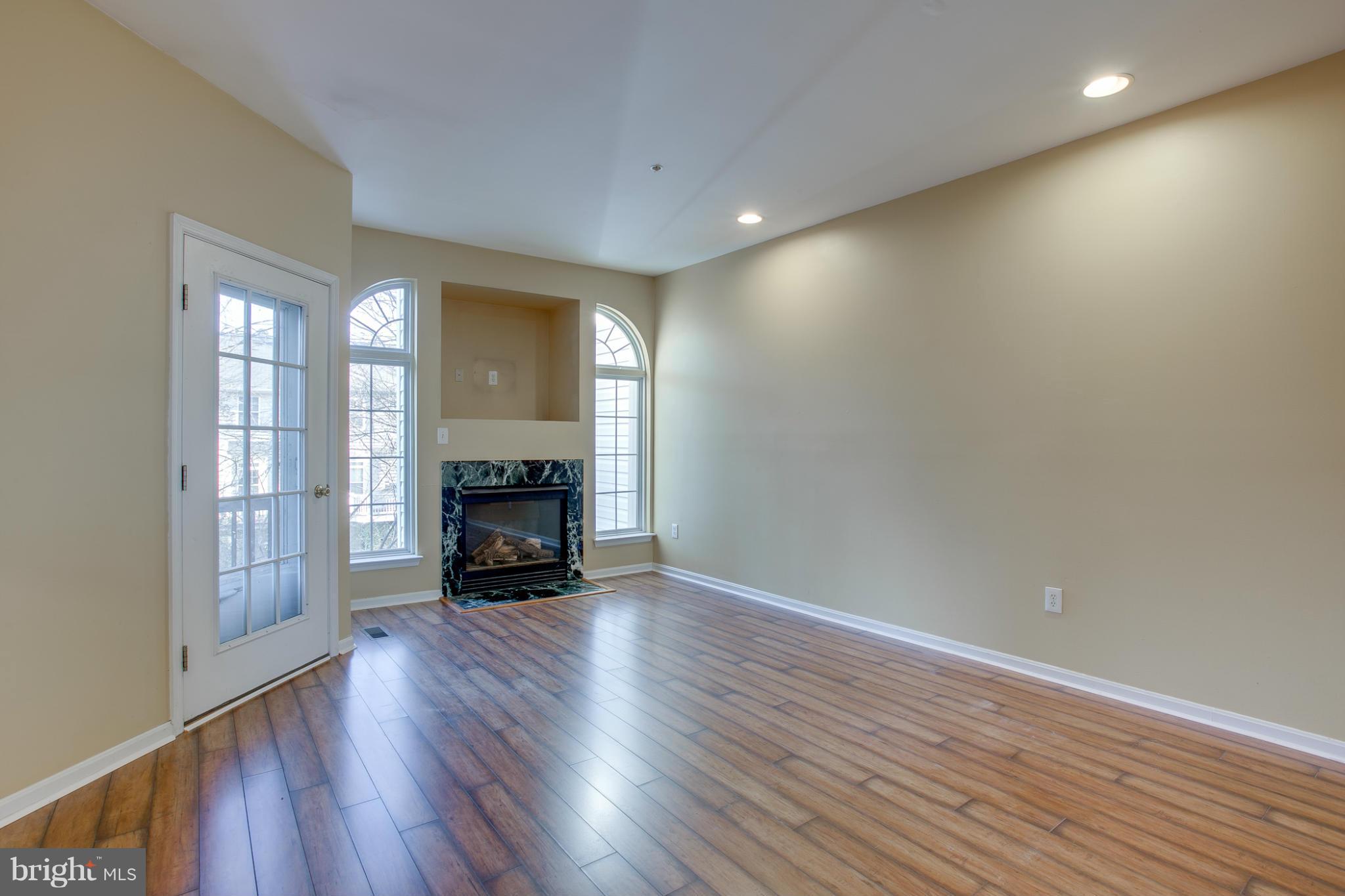 RIVER HILL - Residential Lease