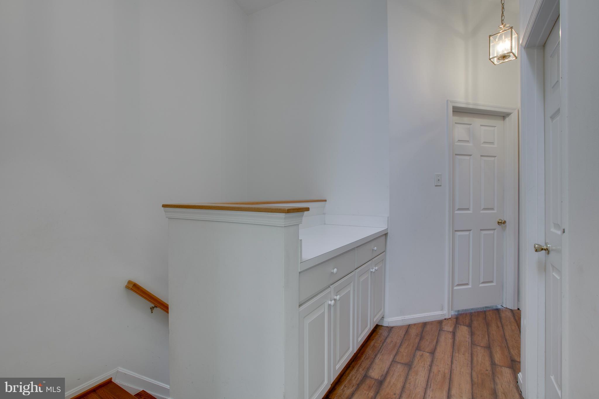 RIVER HILL - Residential Lease