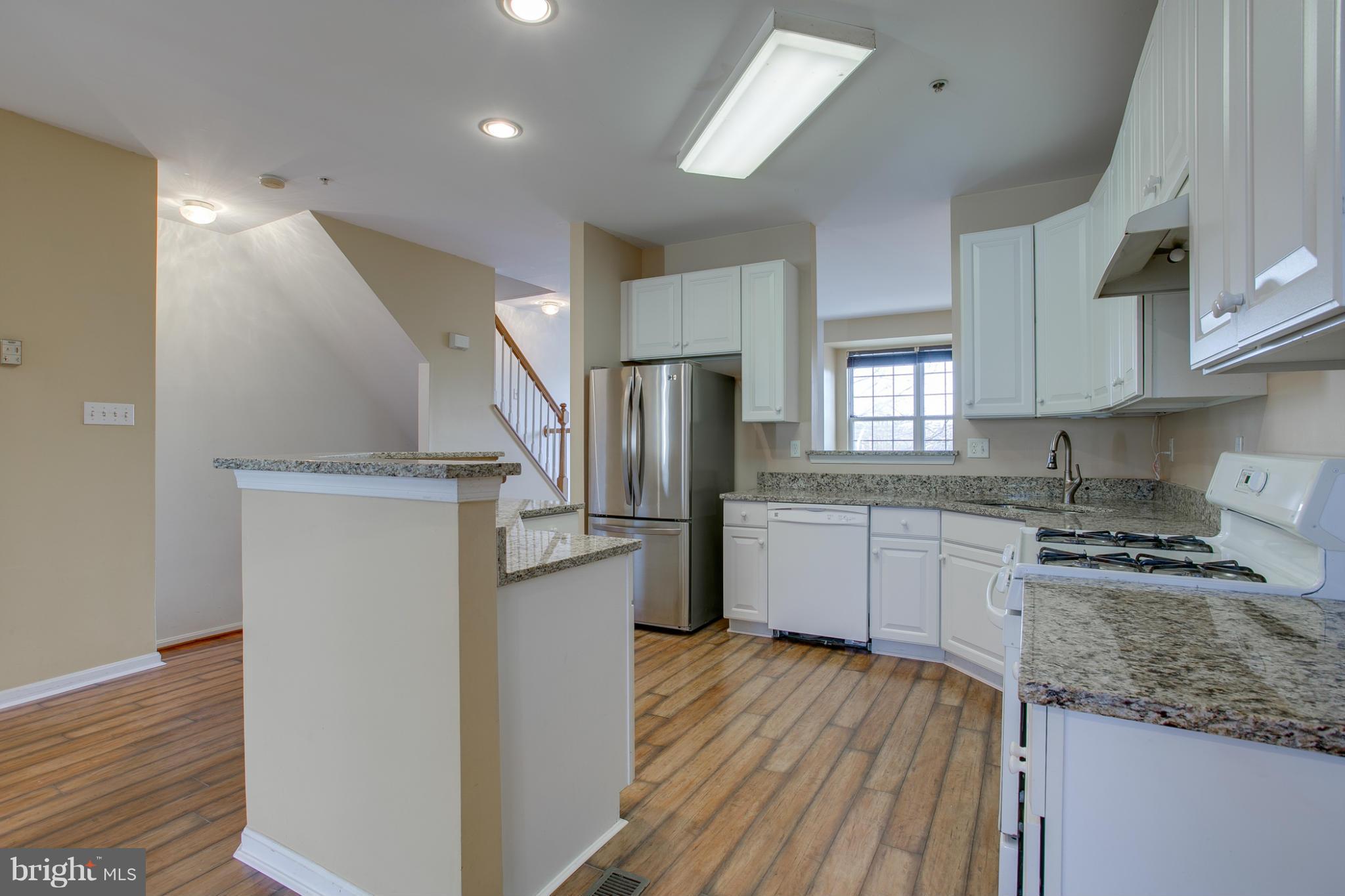 RIVER HILL - Residential Lease