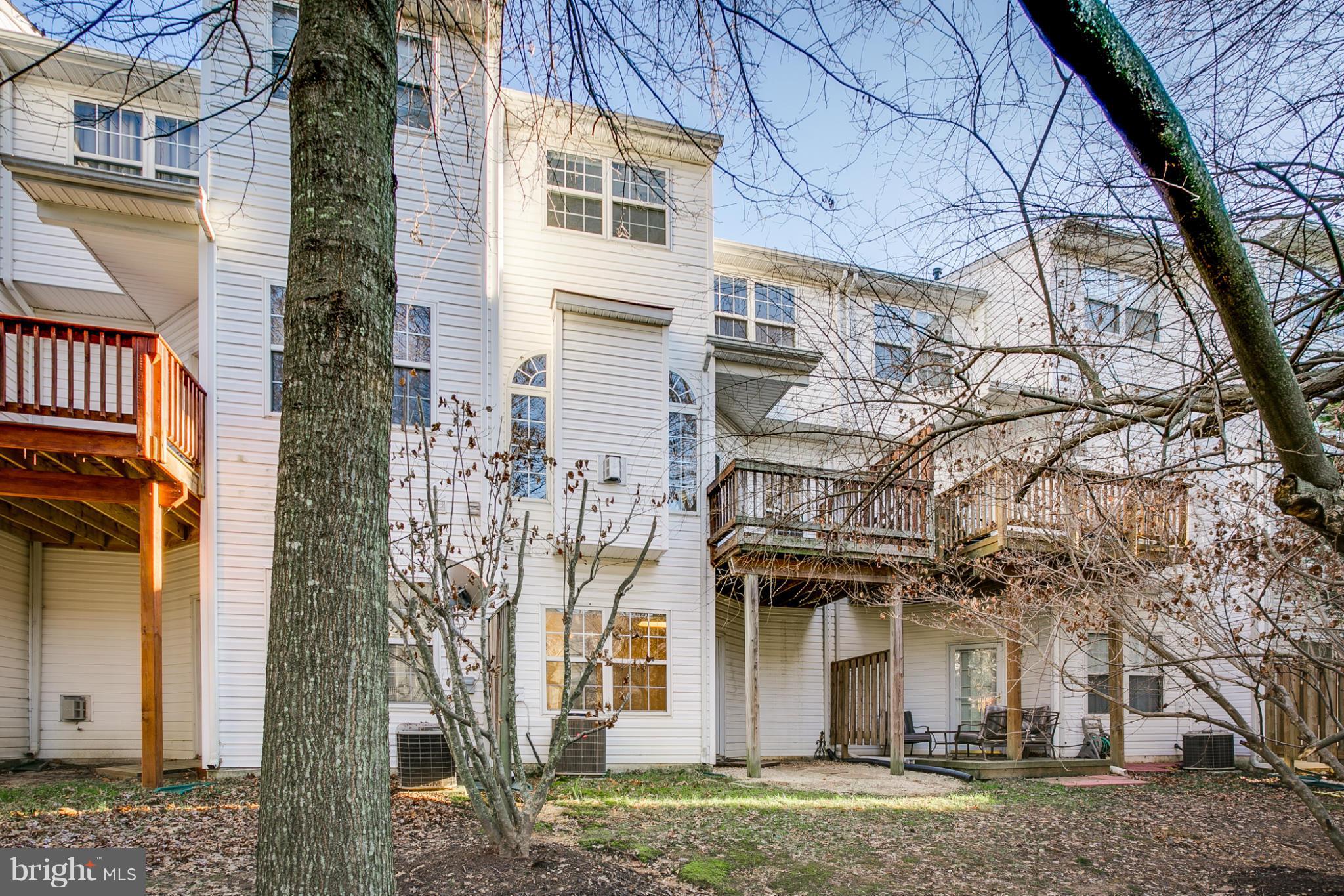 RIVER HILL - Residential Lease