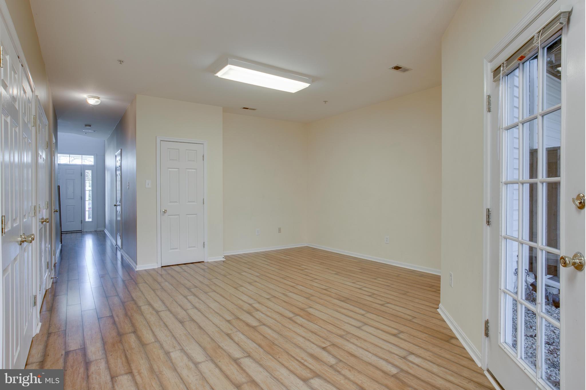 RIVER HILL - Residential Lease