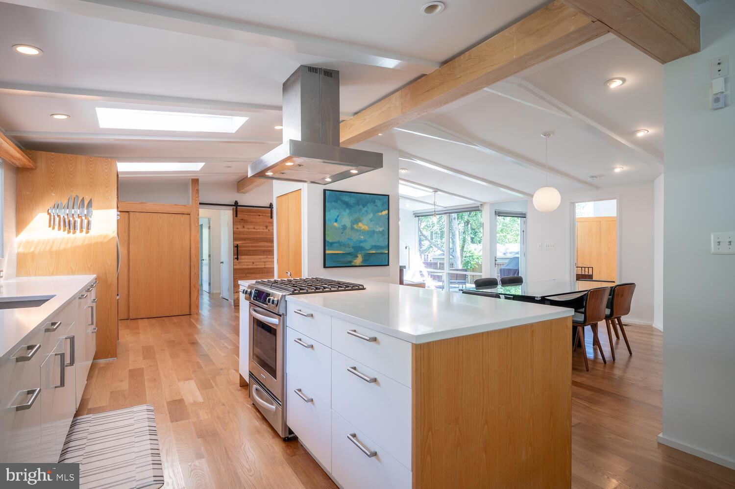 PINE SPRING - Residential