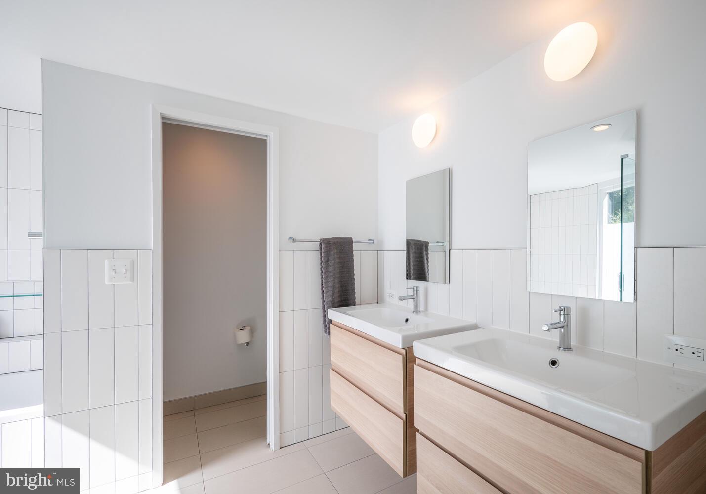 PINE SPRING - Residential