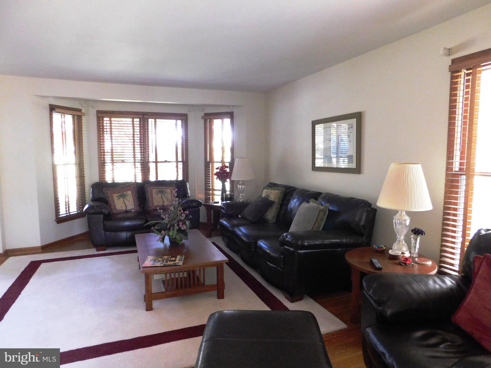 LAKEWOOD - Residential