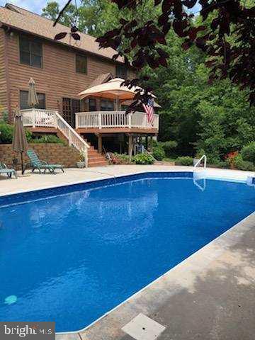 LAKEWOOD - Residential