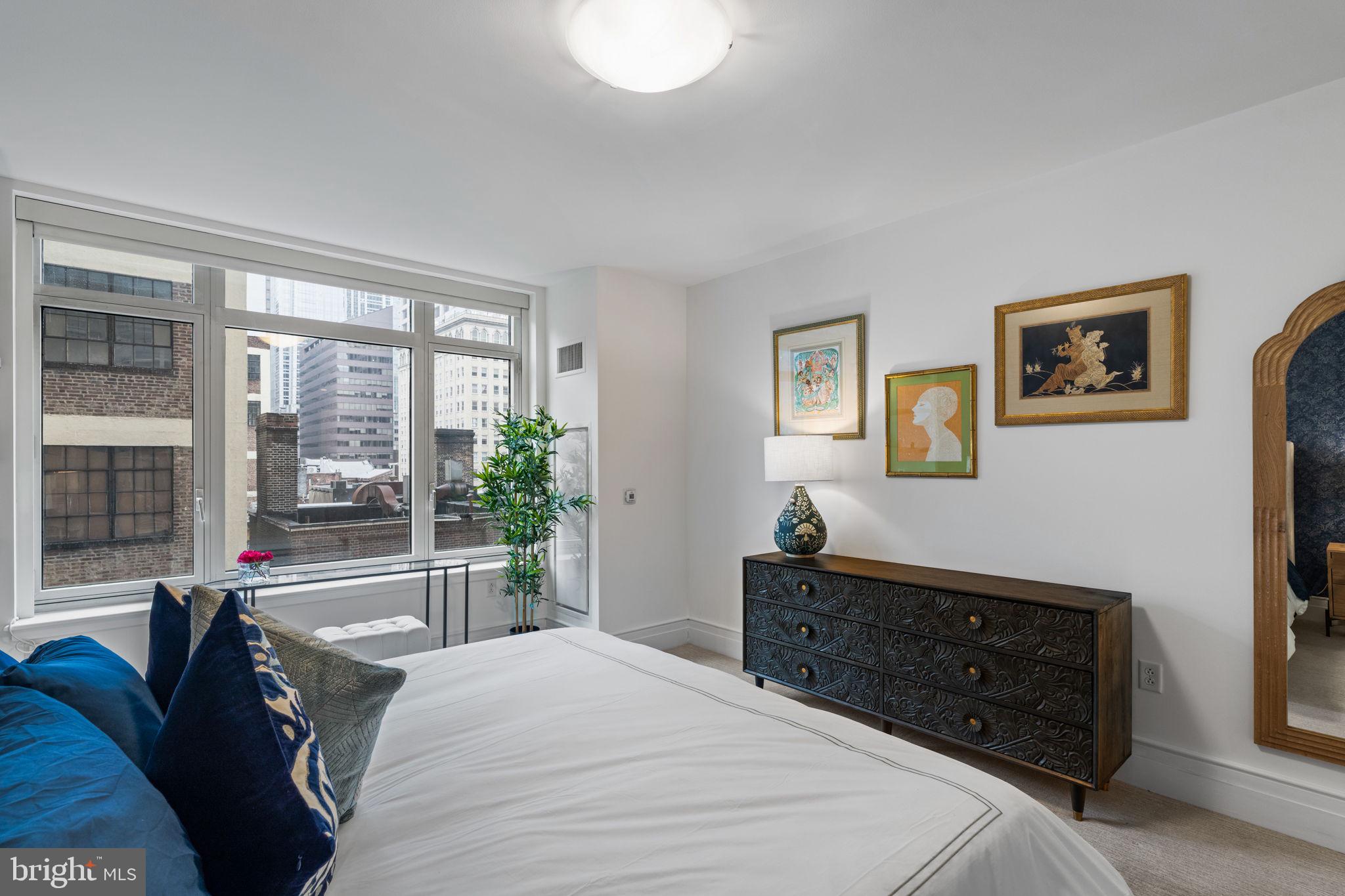 RITTENHOUSE SQUARE - Residential Lease