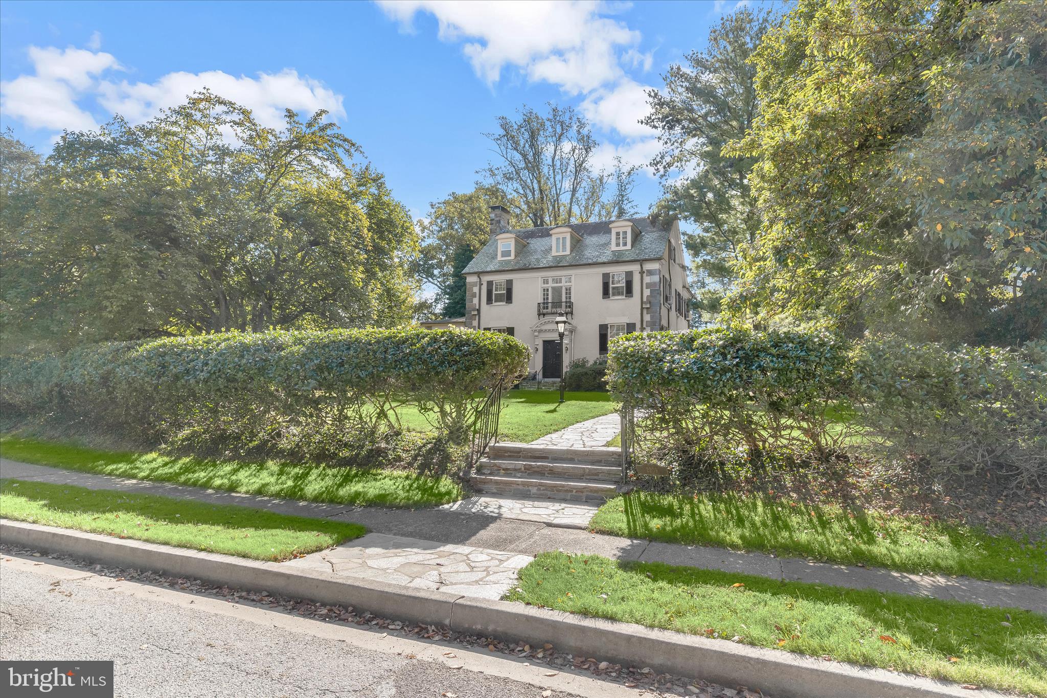 MOUNT WASHINGTON - Residential