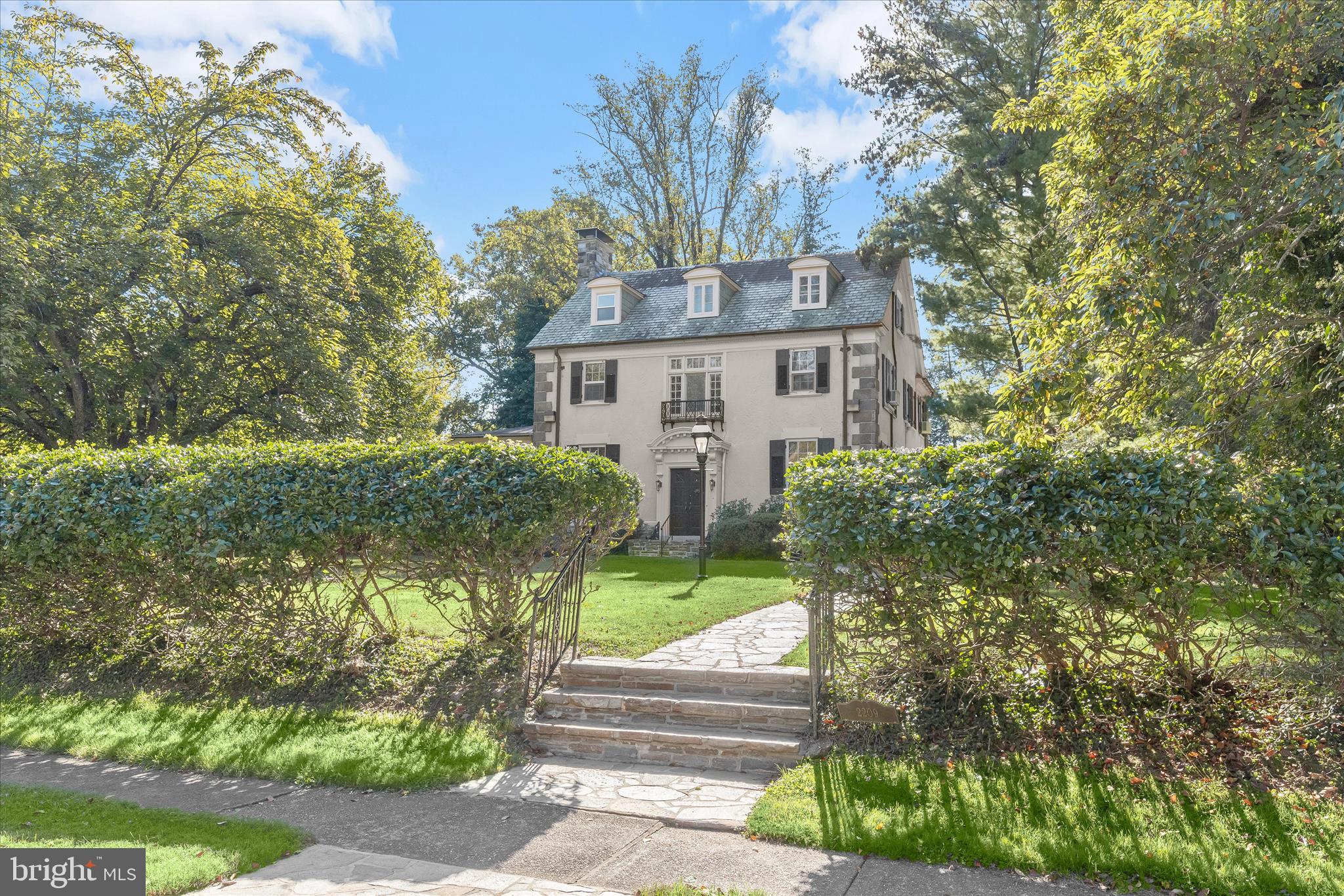 MOUNT WASHINGTON - Residential