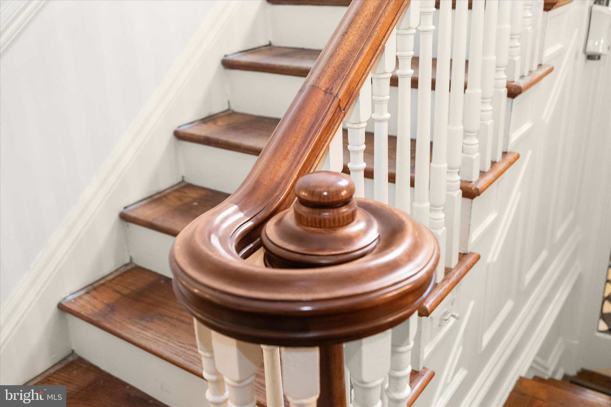 MOUNT WASHINGTON - Residential