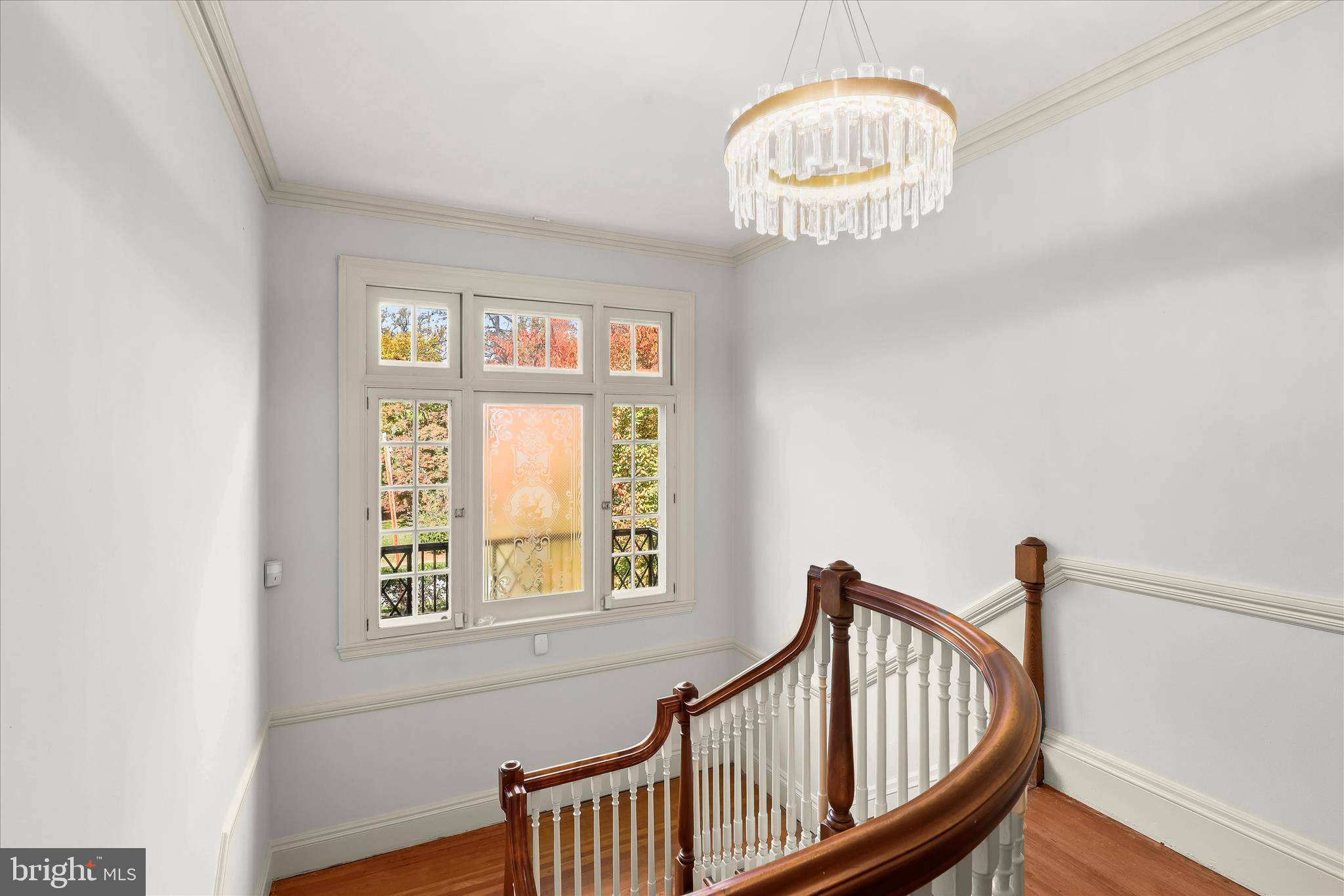 MOUNT WASHINGTON - Residential