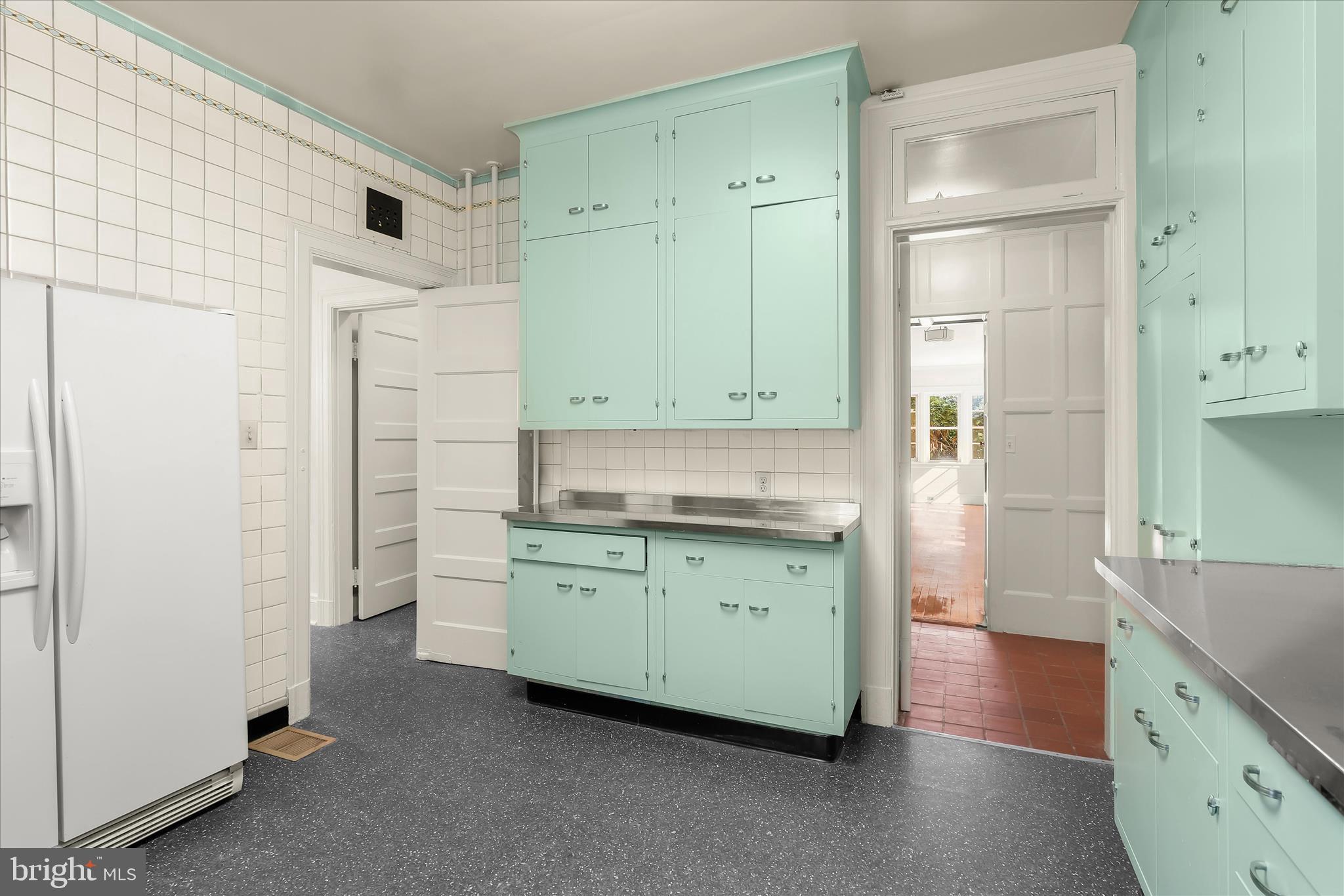 MOUNT WASHINGTON - Residential