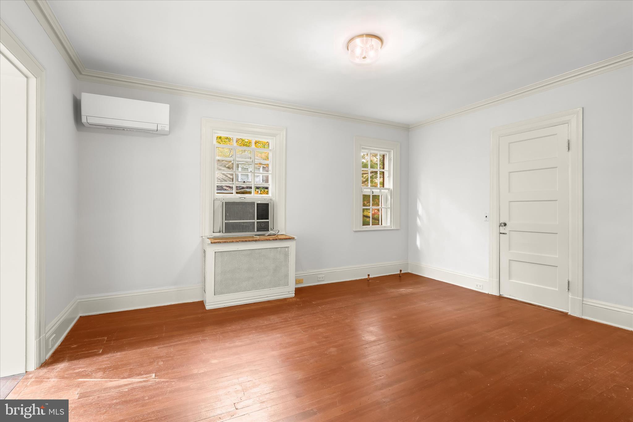 MOUNT WASHINGTON - Residential