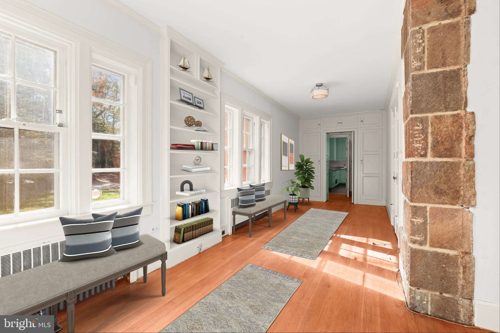 MOUNT WASHINGTON - Residential