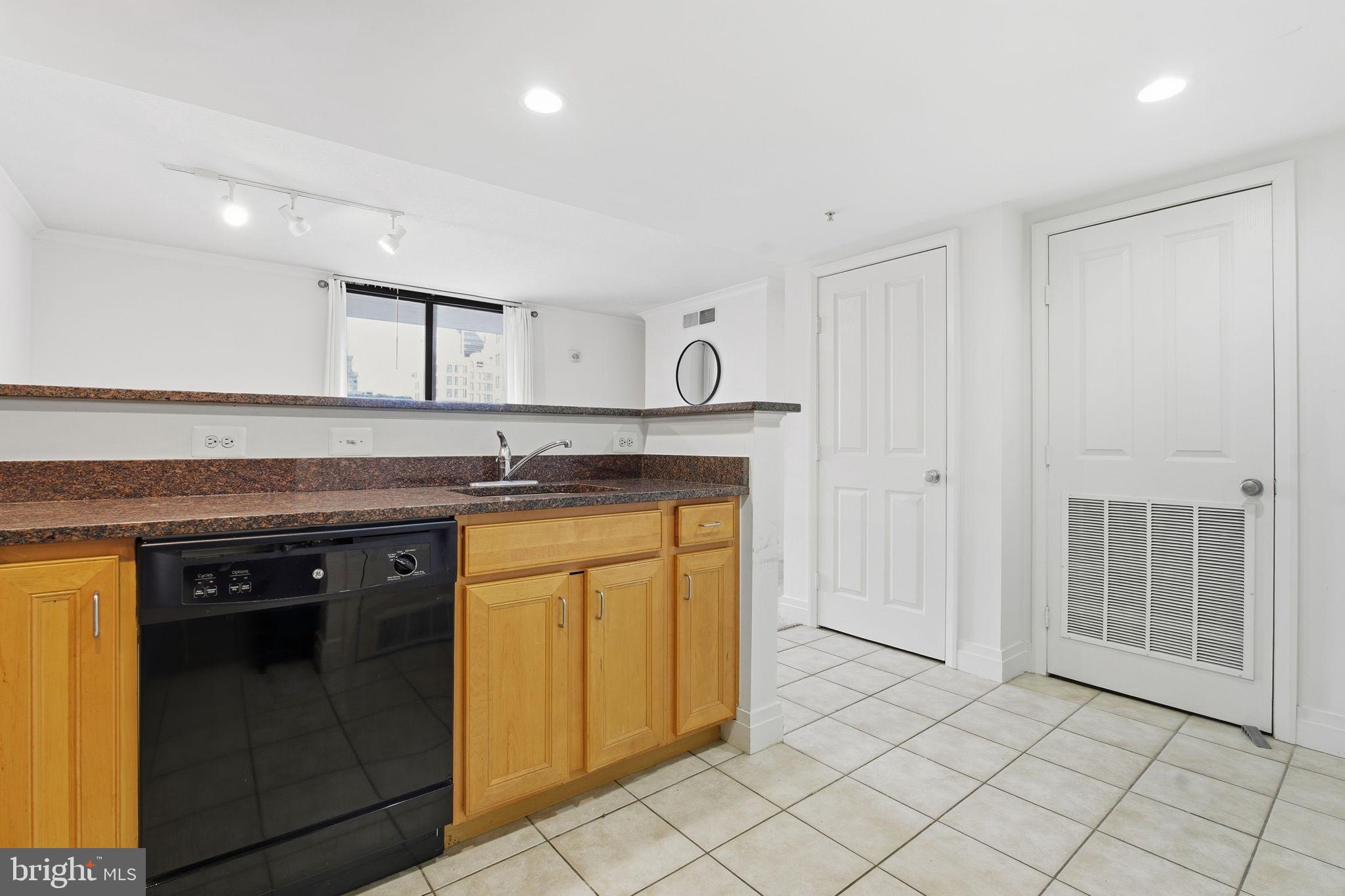 INNER HARBOR - Residential