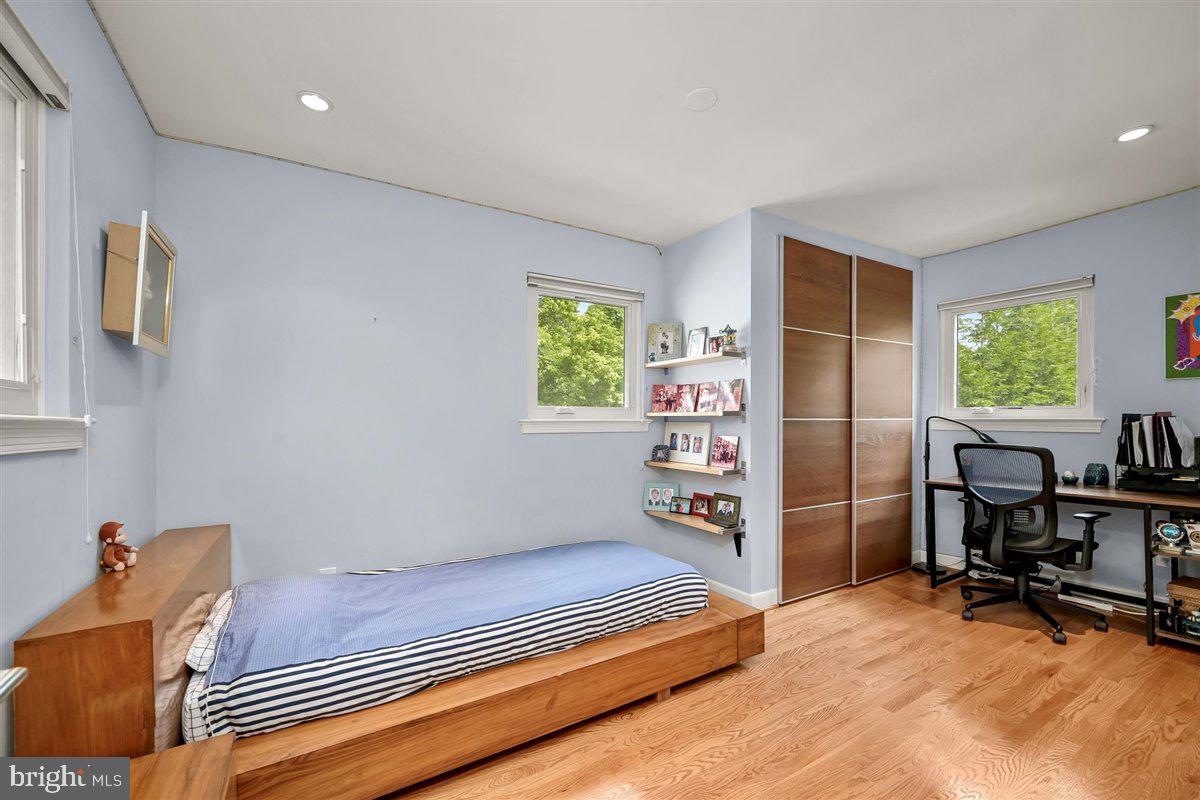 GLEN MAR PARK - Residential