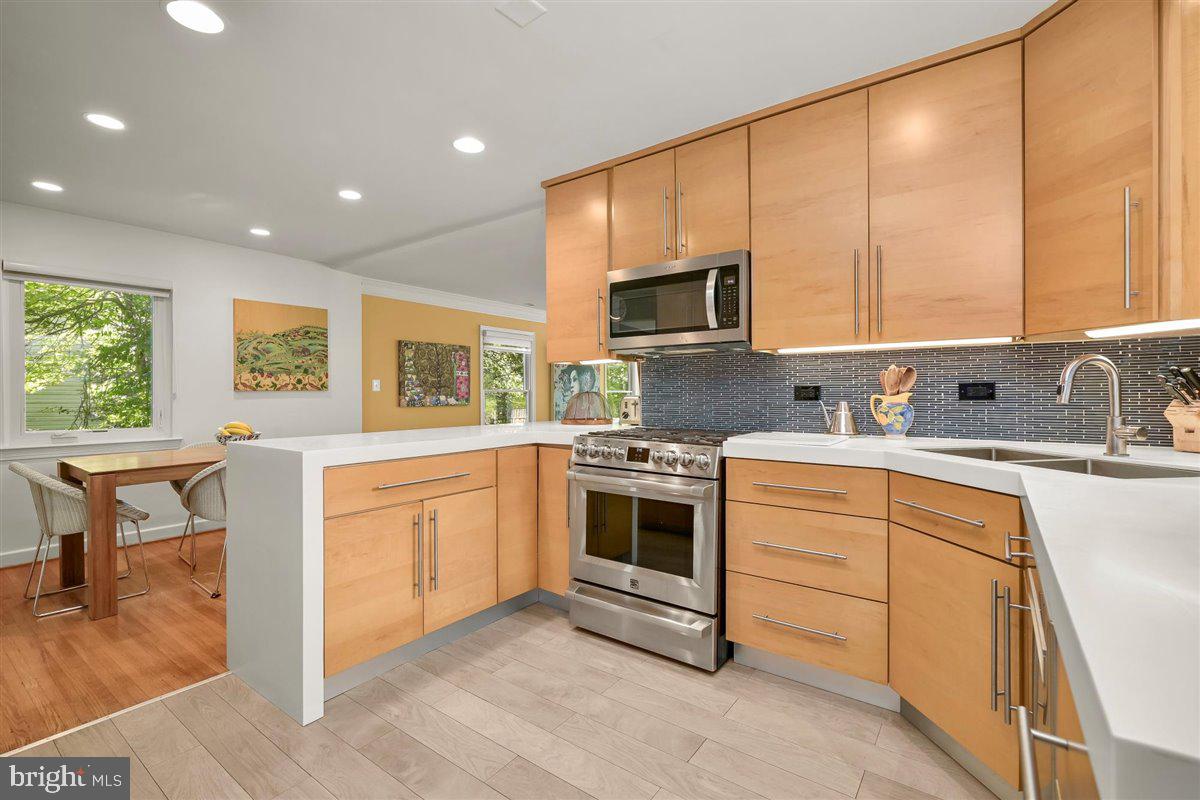 GLEN MAR PARK - Residential