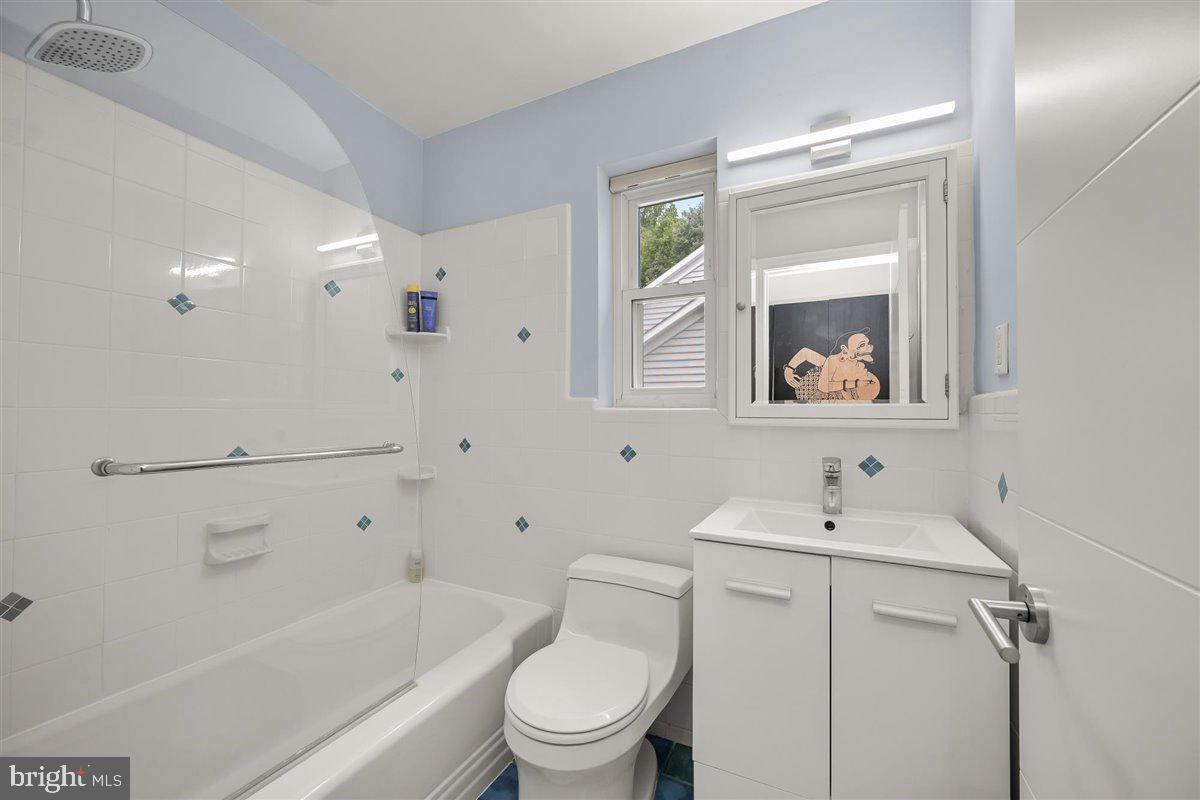 GLEN MAR PARK - Residential