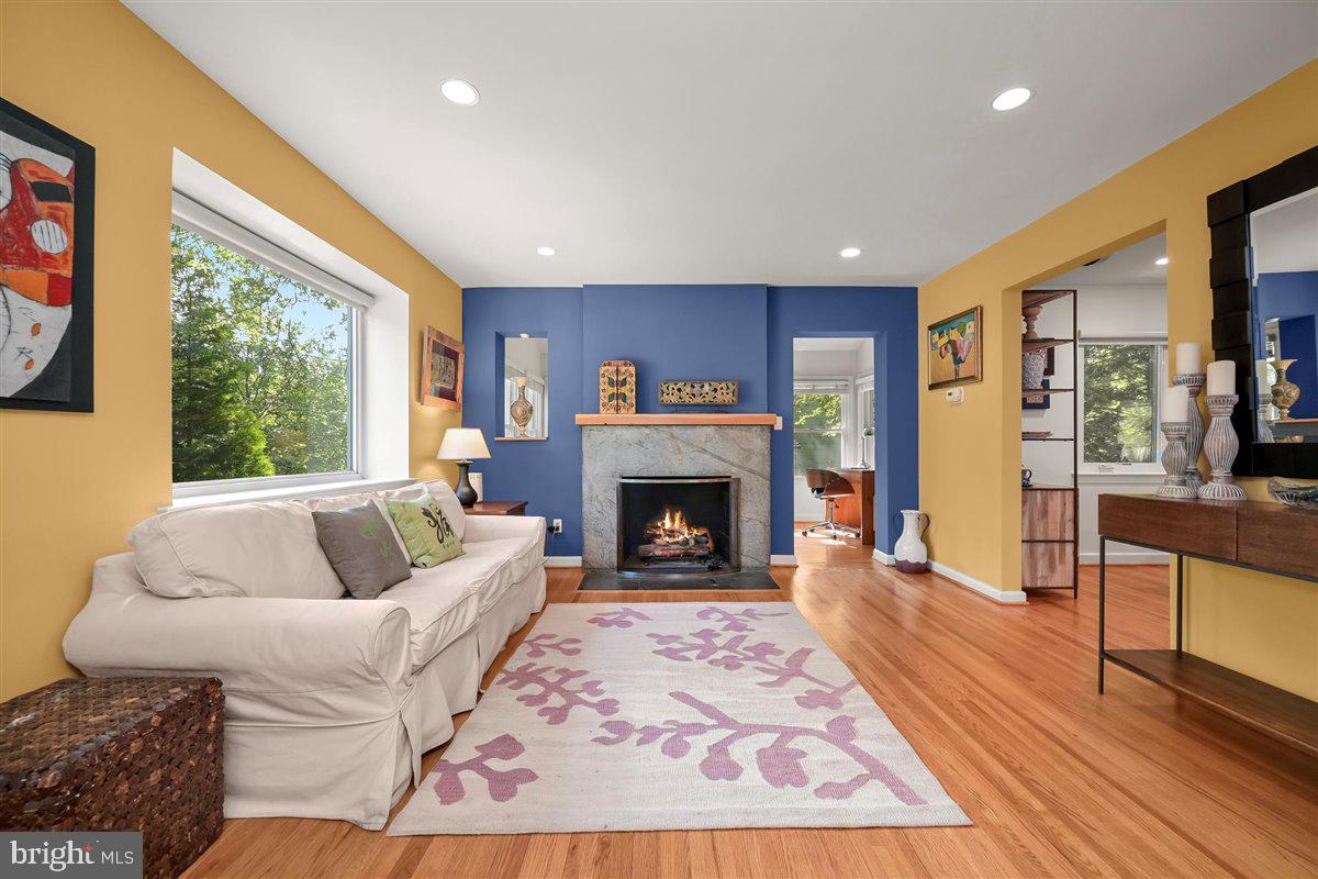 GLEN MAR PARK - Residential