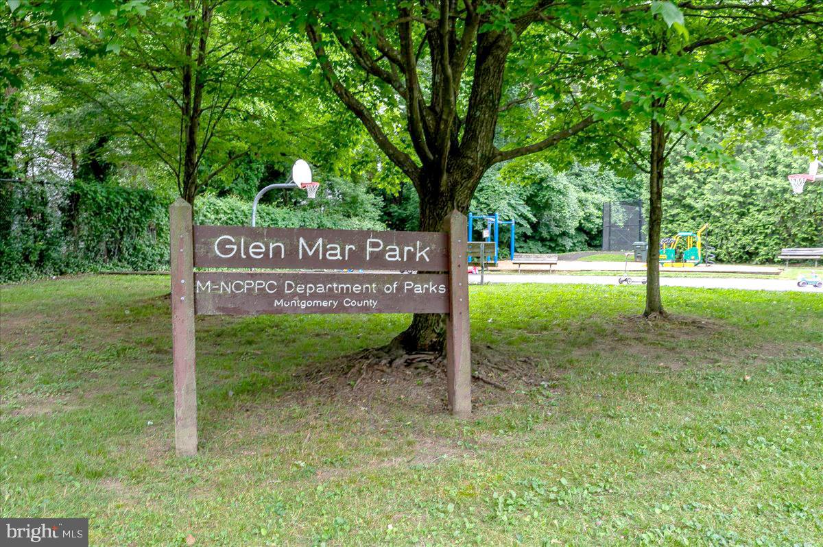 GLEN MAR PARK - Residential