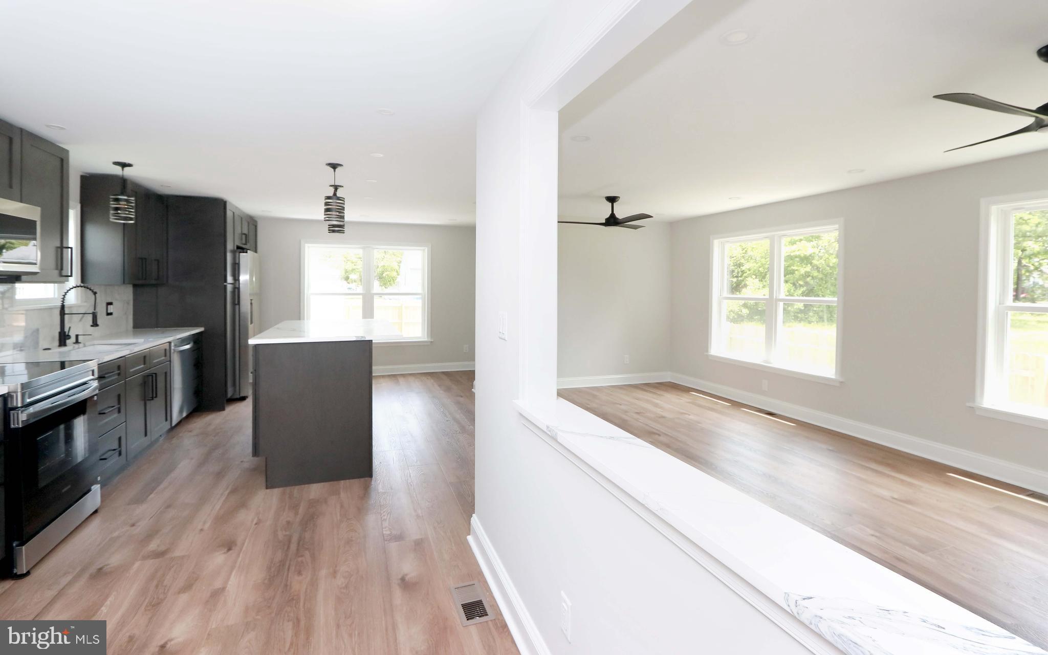 ECHO BEACH - Residential