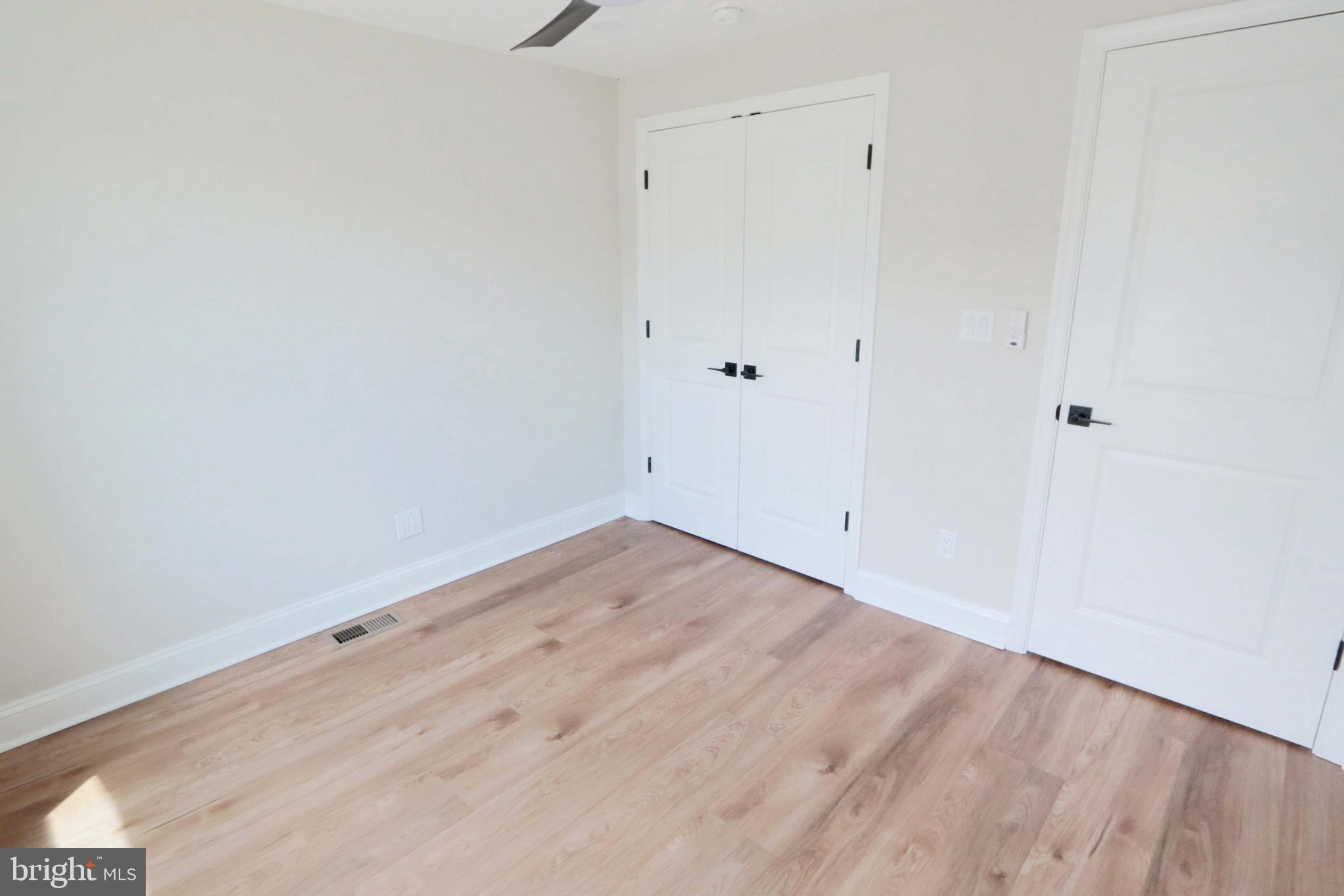 ECHO BEACH - Residential