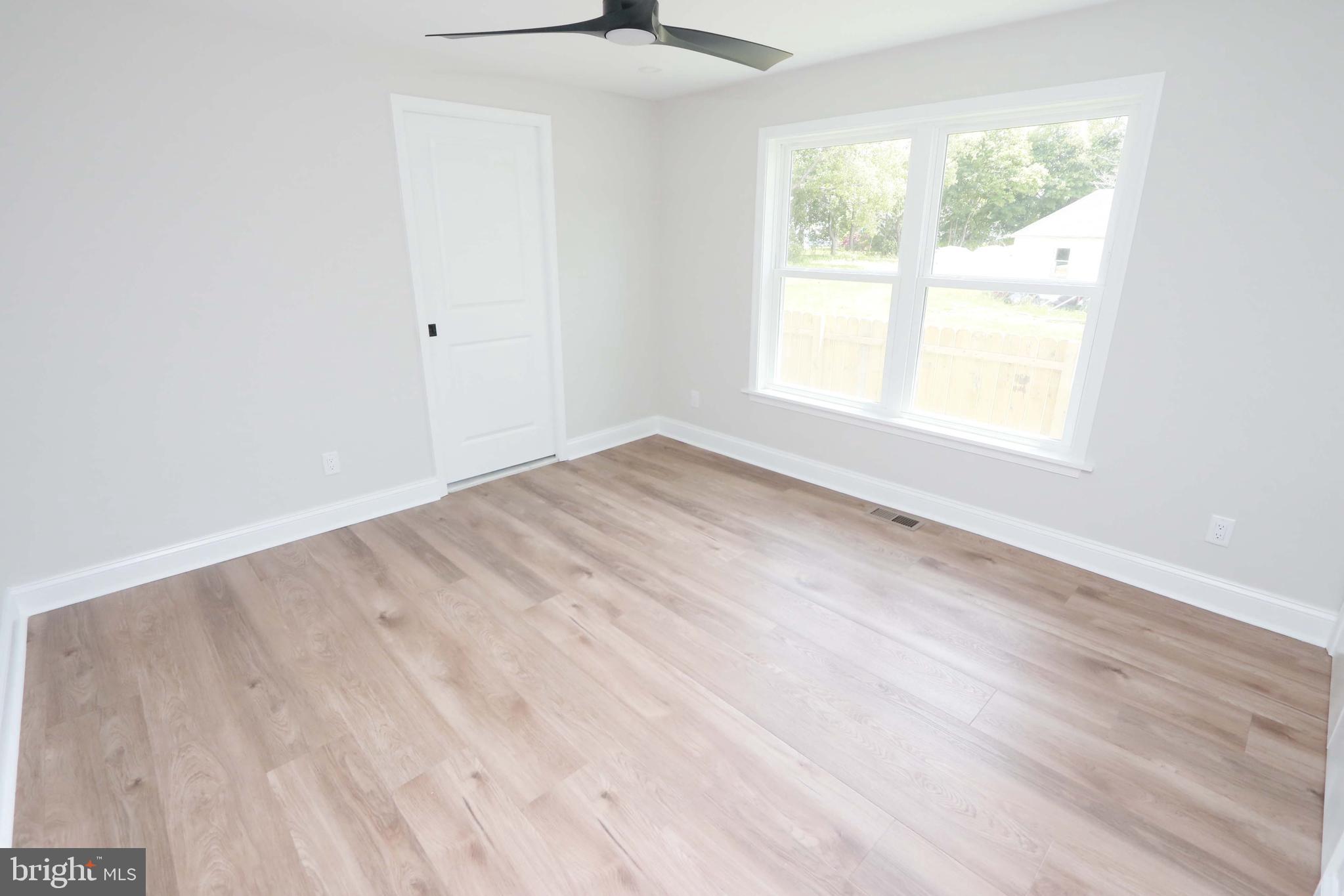 ECHO BEACH - Residential