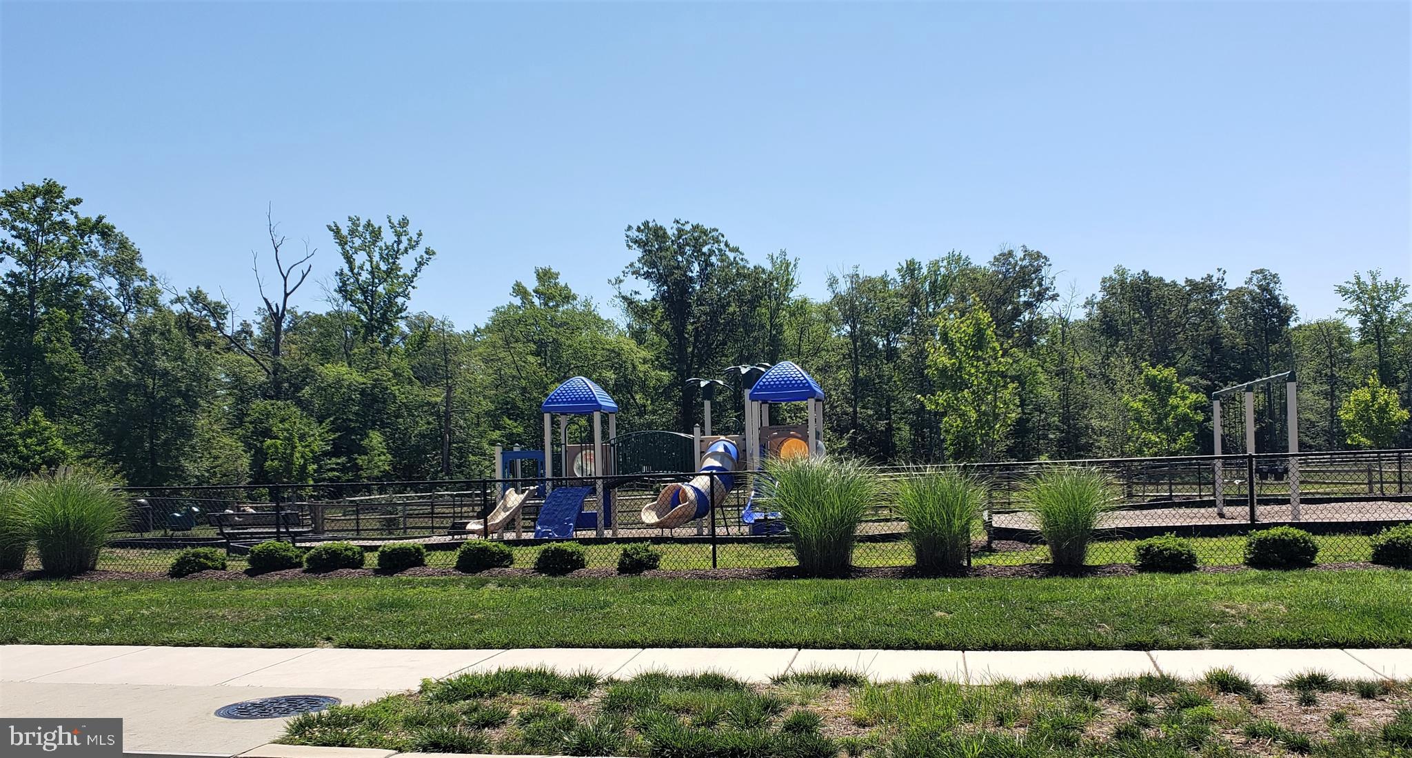 PINEY GROVE ESTATES - Residential